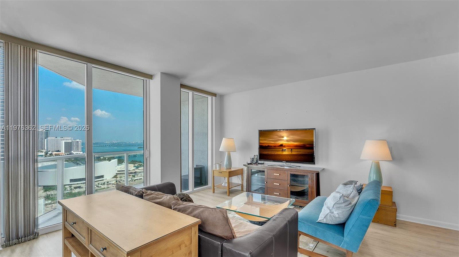Vizcayne South Condo