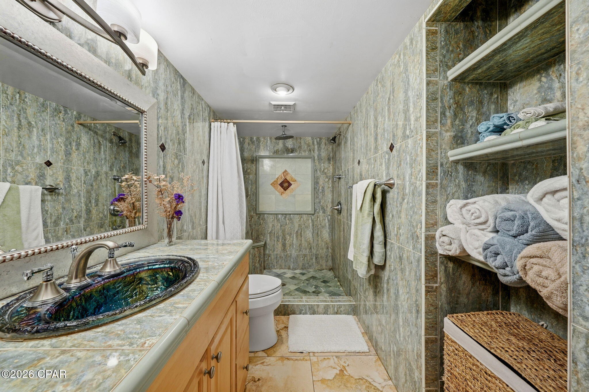 Image 11 For 2100 Beach Drive B202