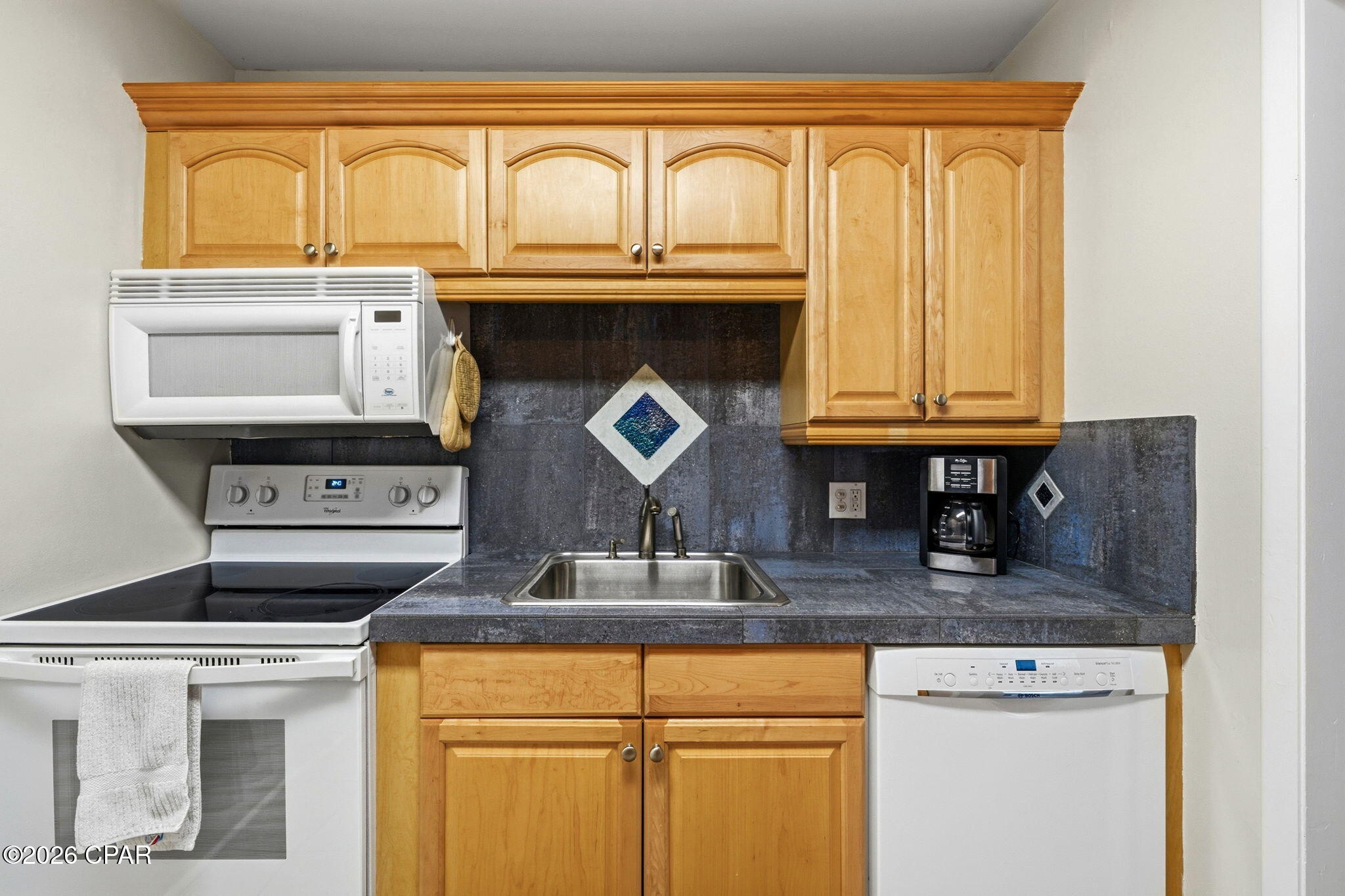 Image 6 For 2100 Beach Drive B202