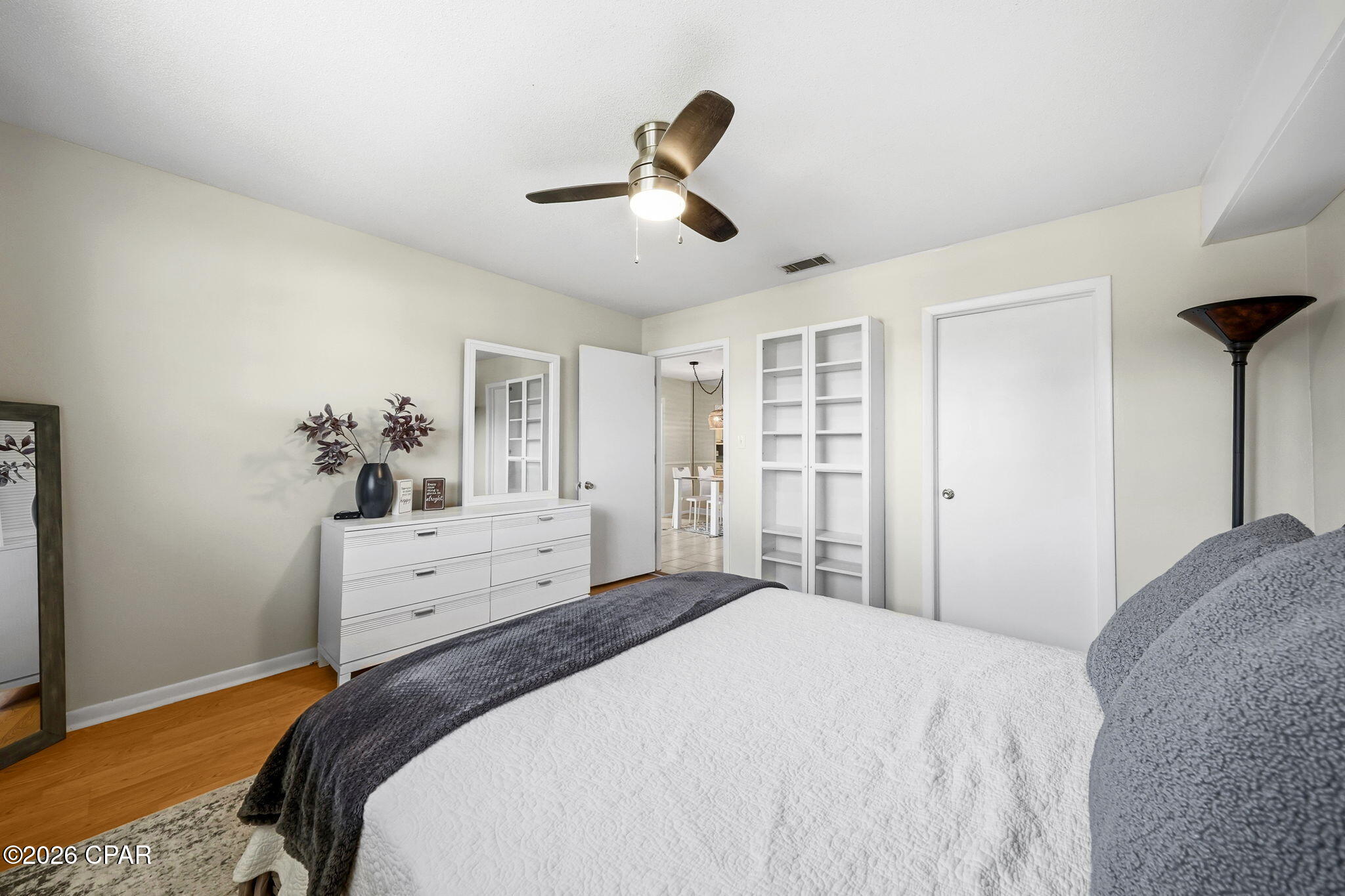 Image 9 For 2100 Beach Drive B202