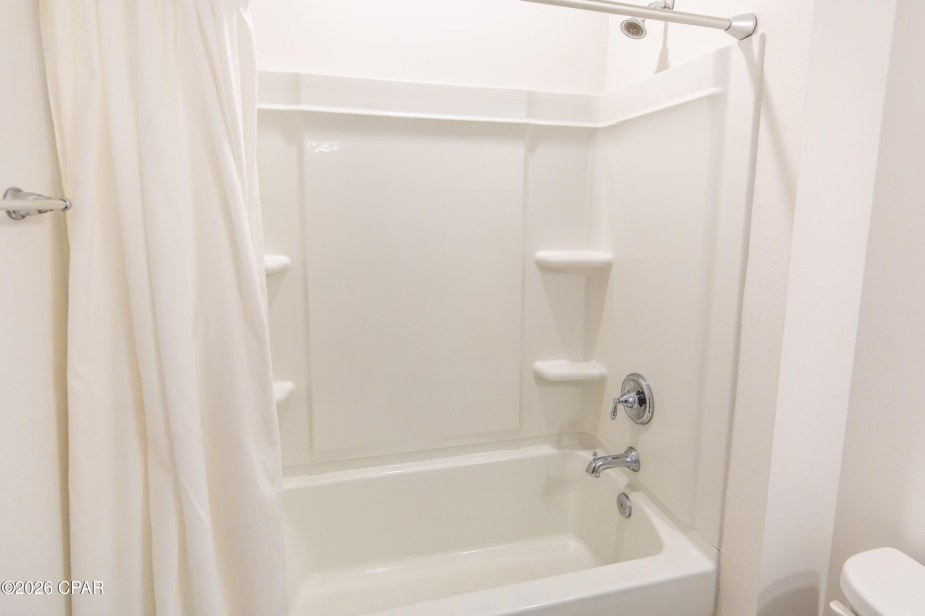 Image 28 For 609 Hancock Way