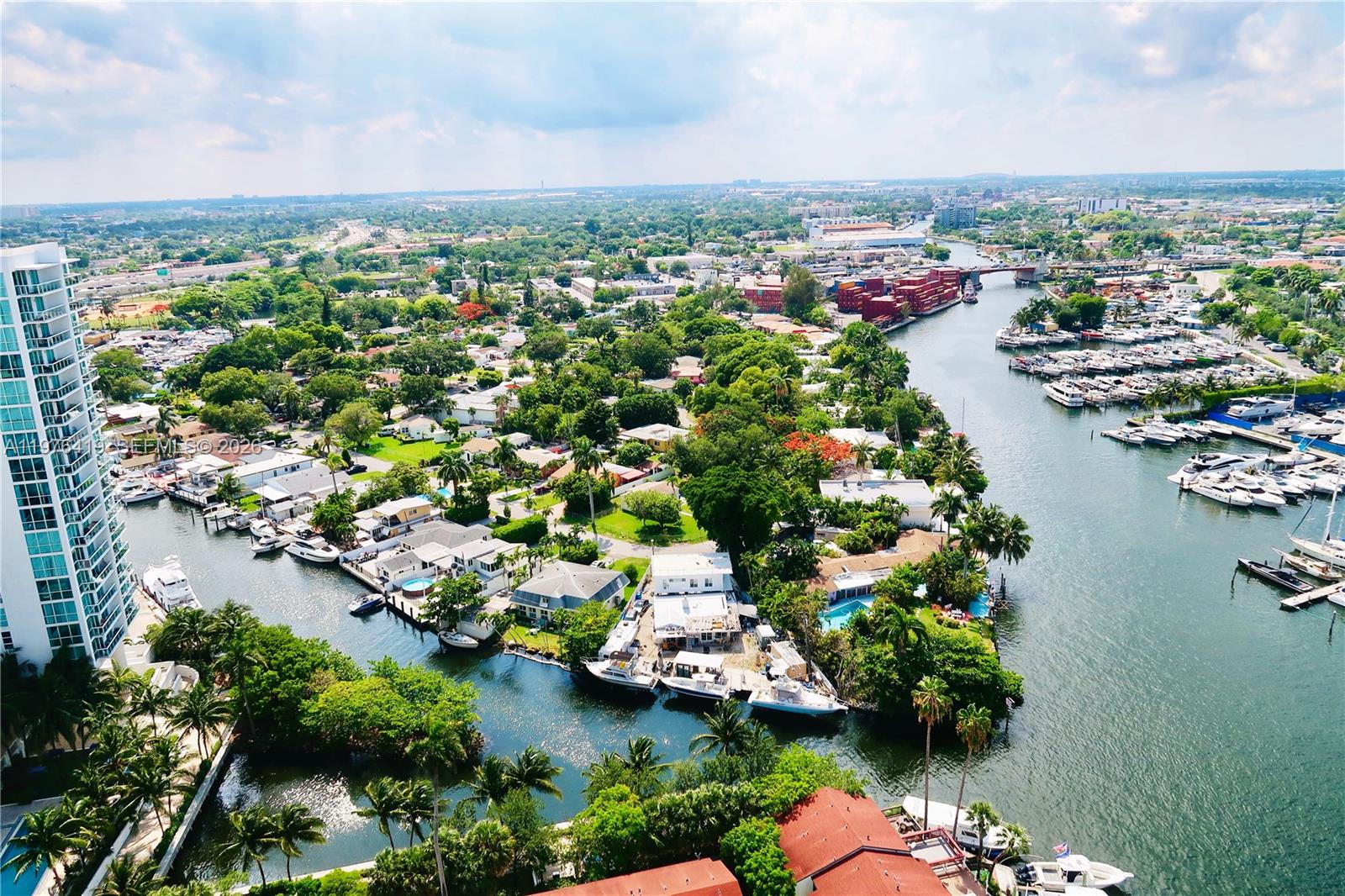 Terrazas Riverpark Villag