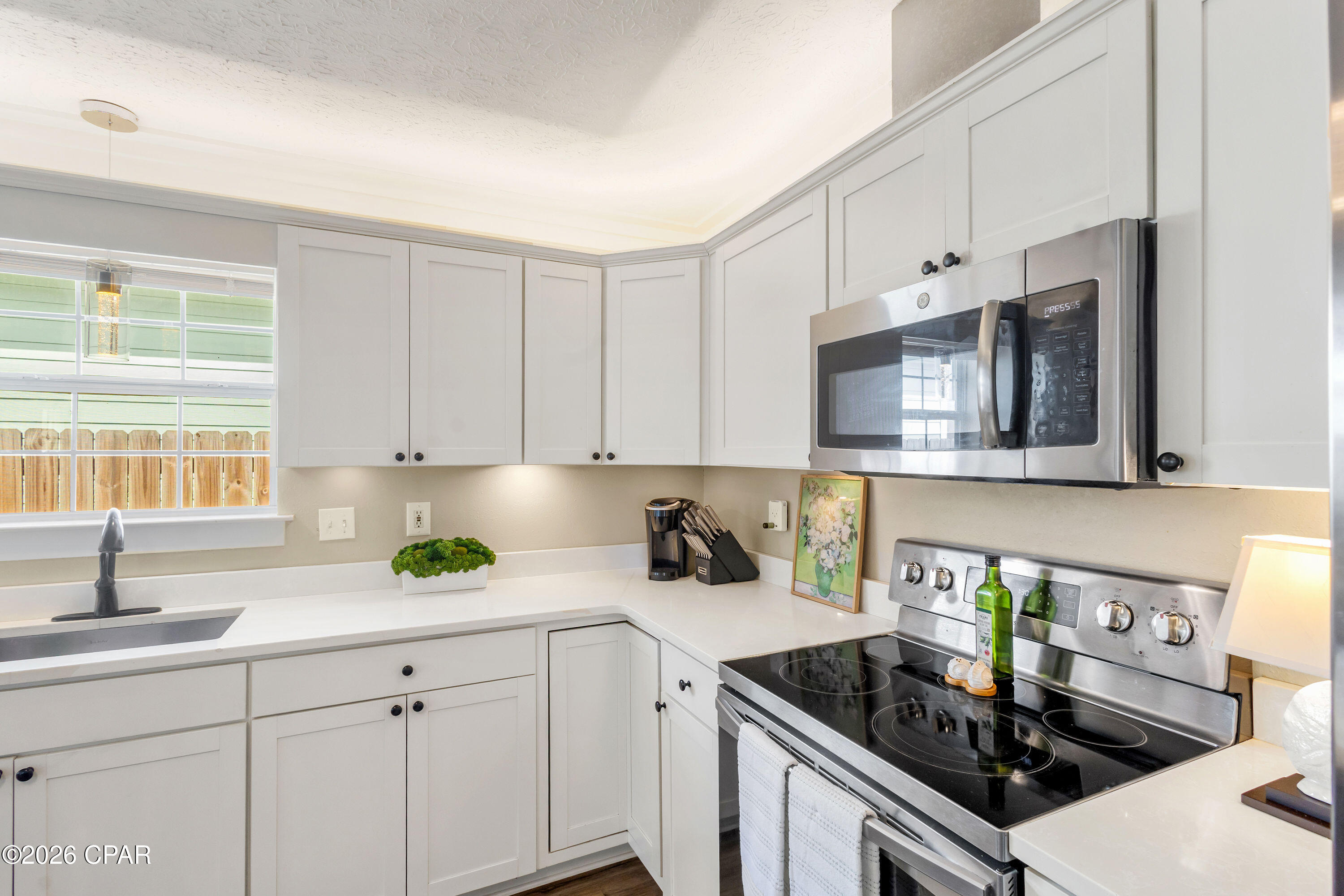 Image 11 For 610 Dolphin Drive