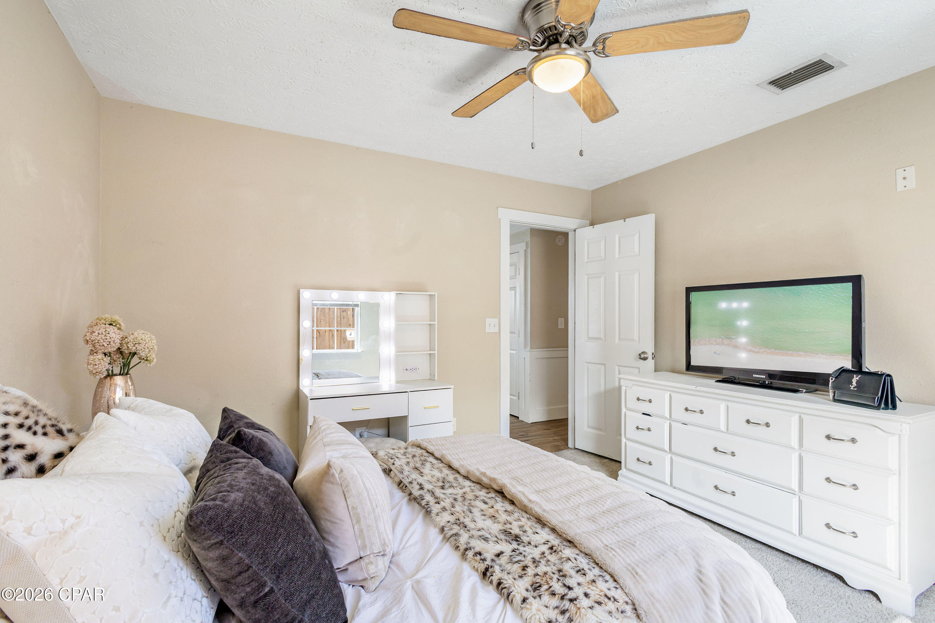 Image 14 For 610 Dolphin Drive