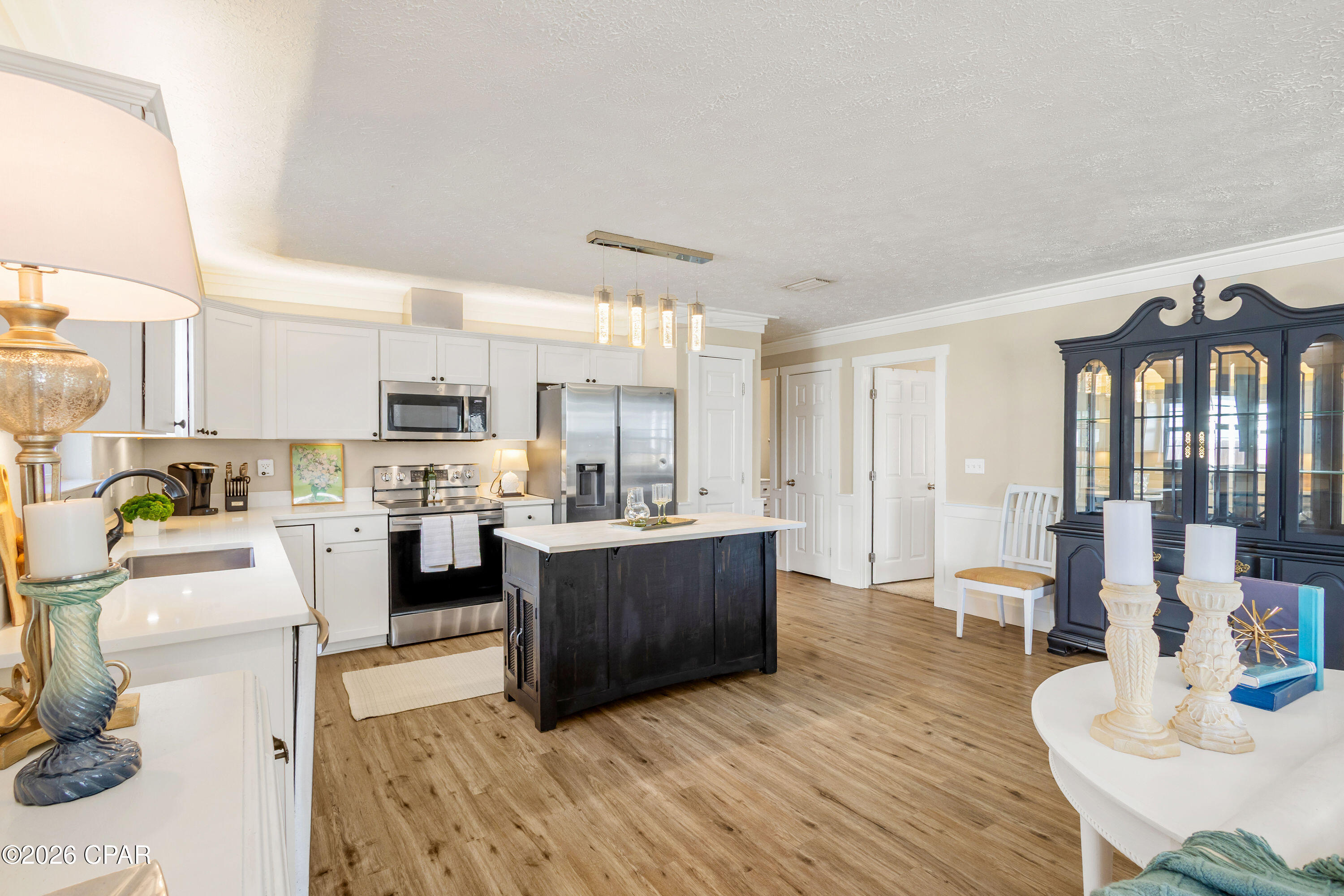 Image 3 For 610 Dolphin Drive