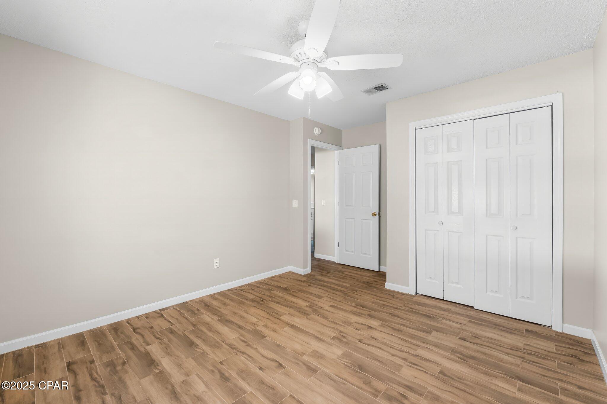 Image 24 For 144 Oleander Circle