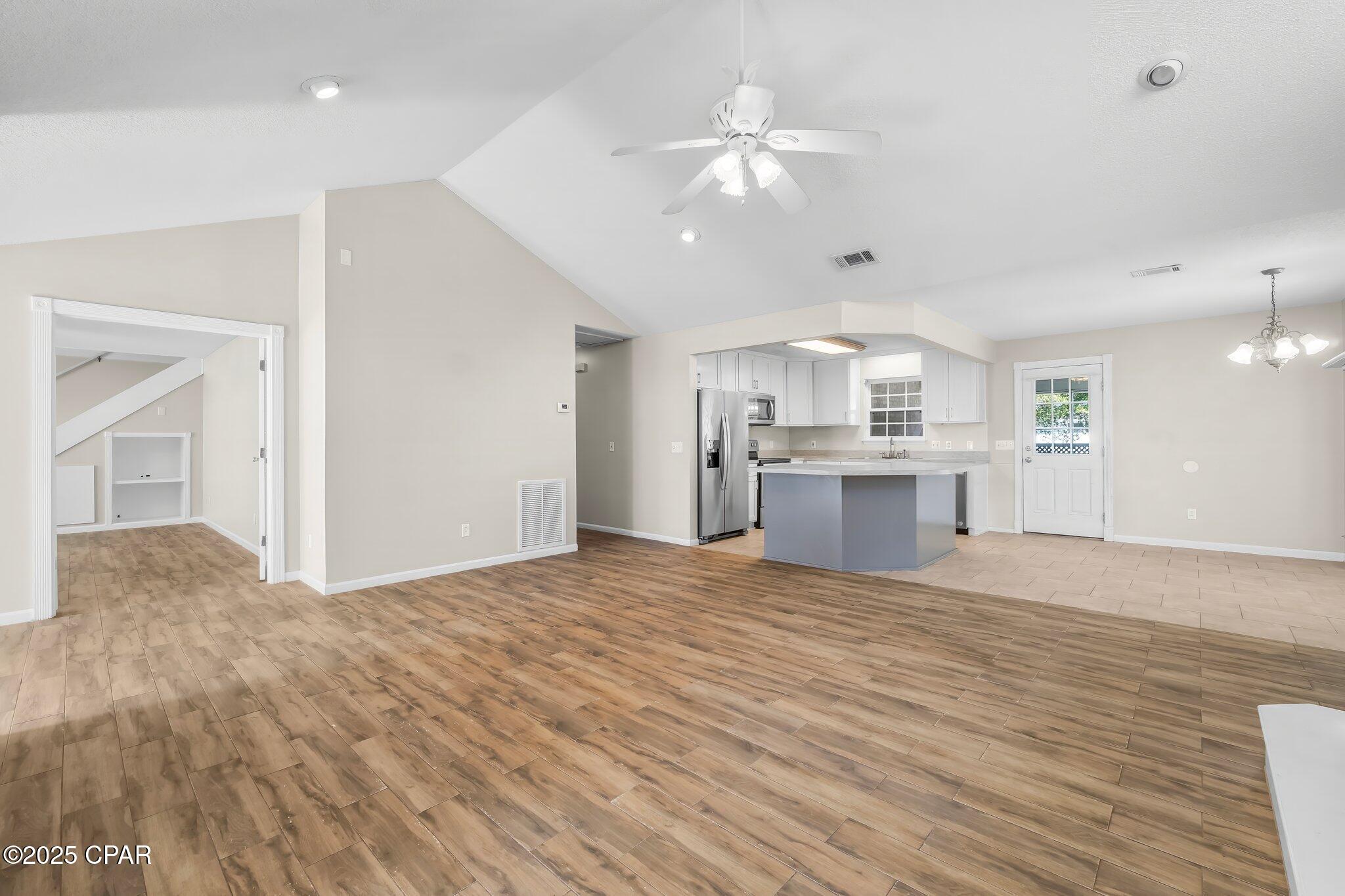 Image 8 For 144 Oleander Circle