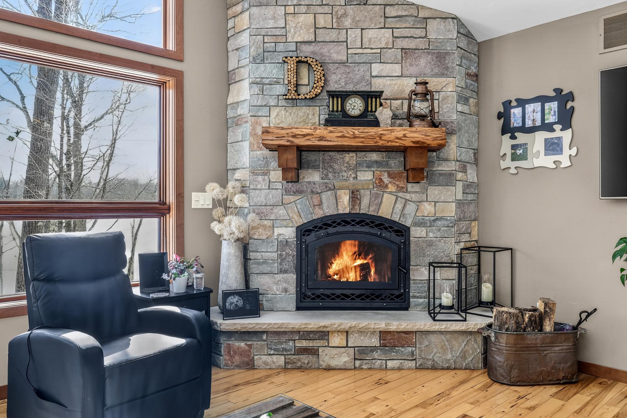 Lee Lake Property 9799 Lee Lake Rd Photo 3