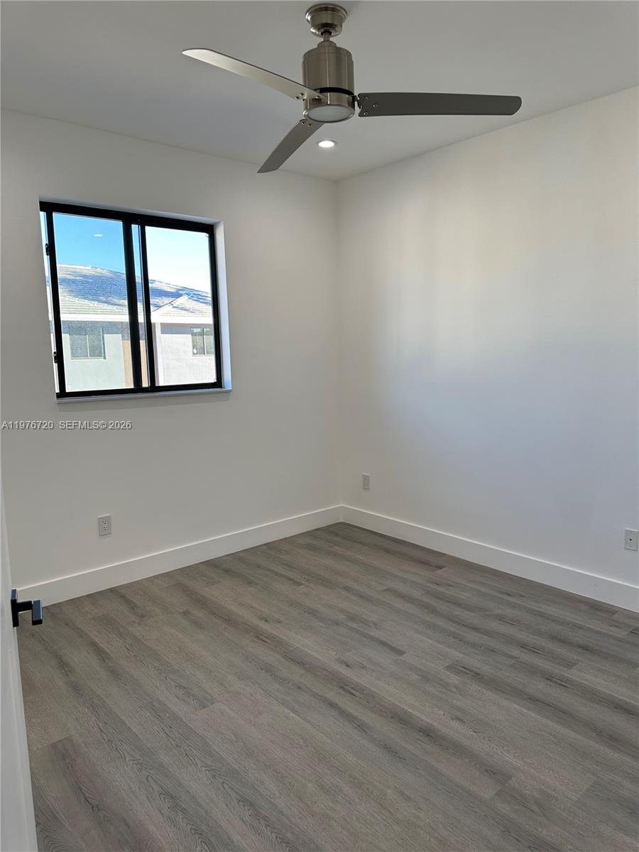 Designer master bathroom at 4655 32nd Ave - Townhouse in Dania Beach