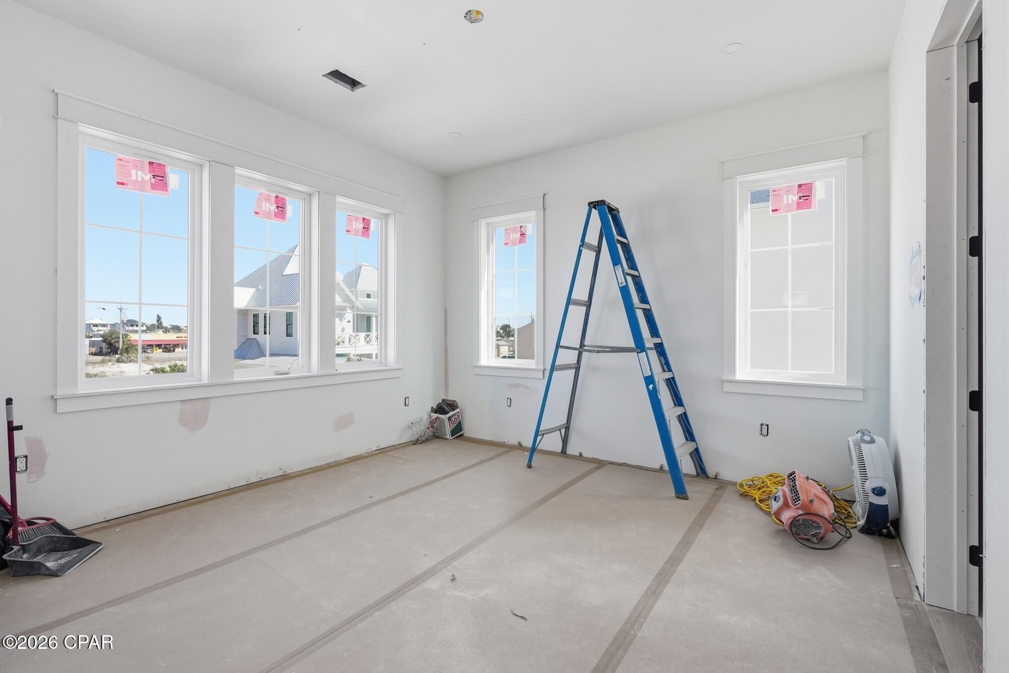 Image 11 For 5935 Gulf Drive