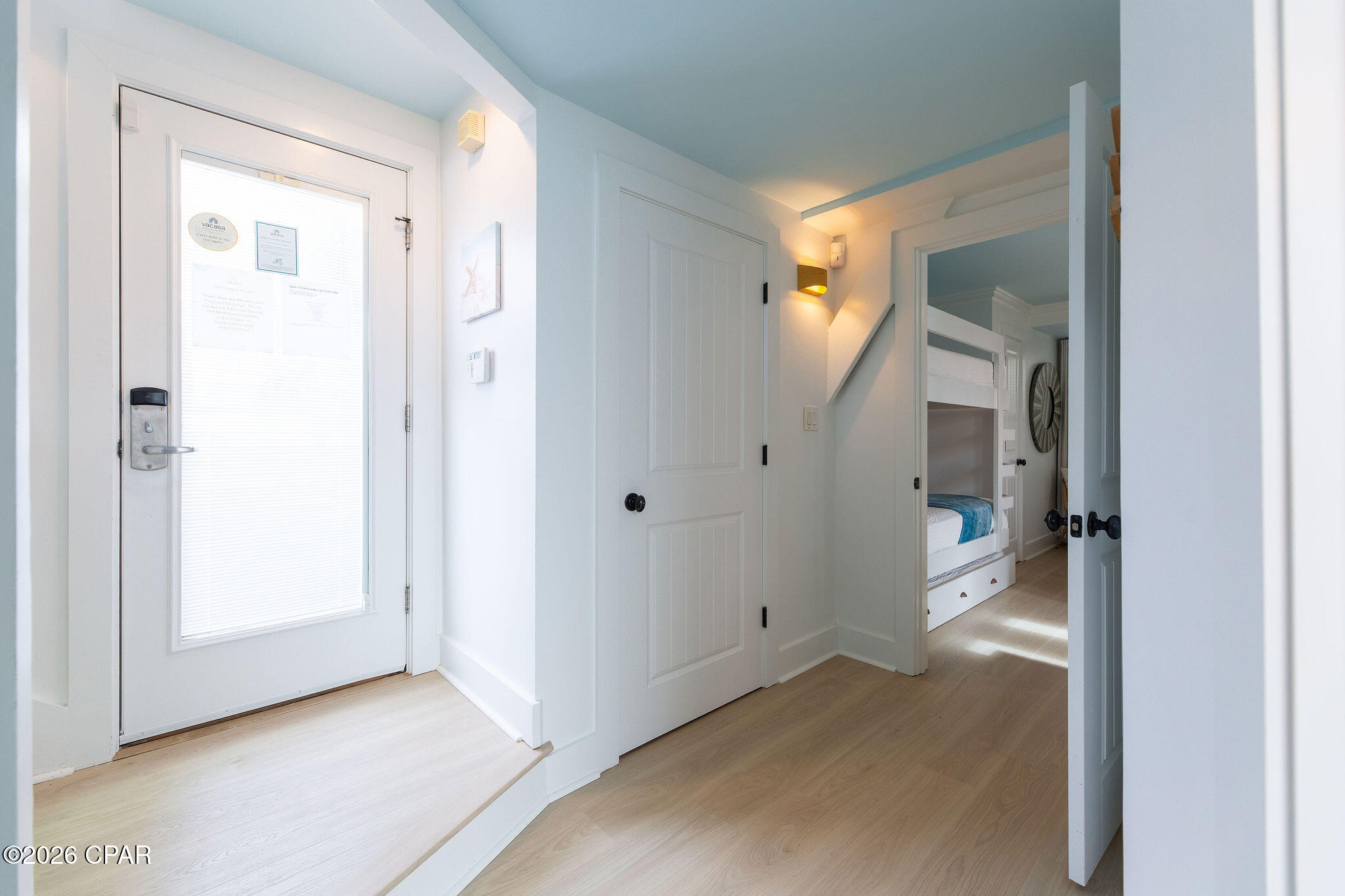 Listing photo id 24 for 5903 Gulf Drive