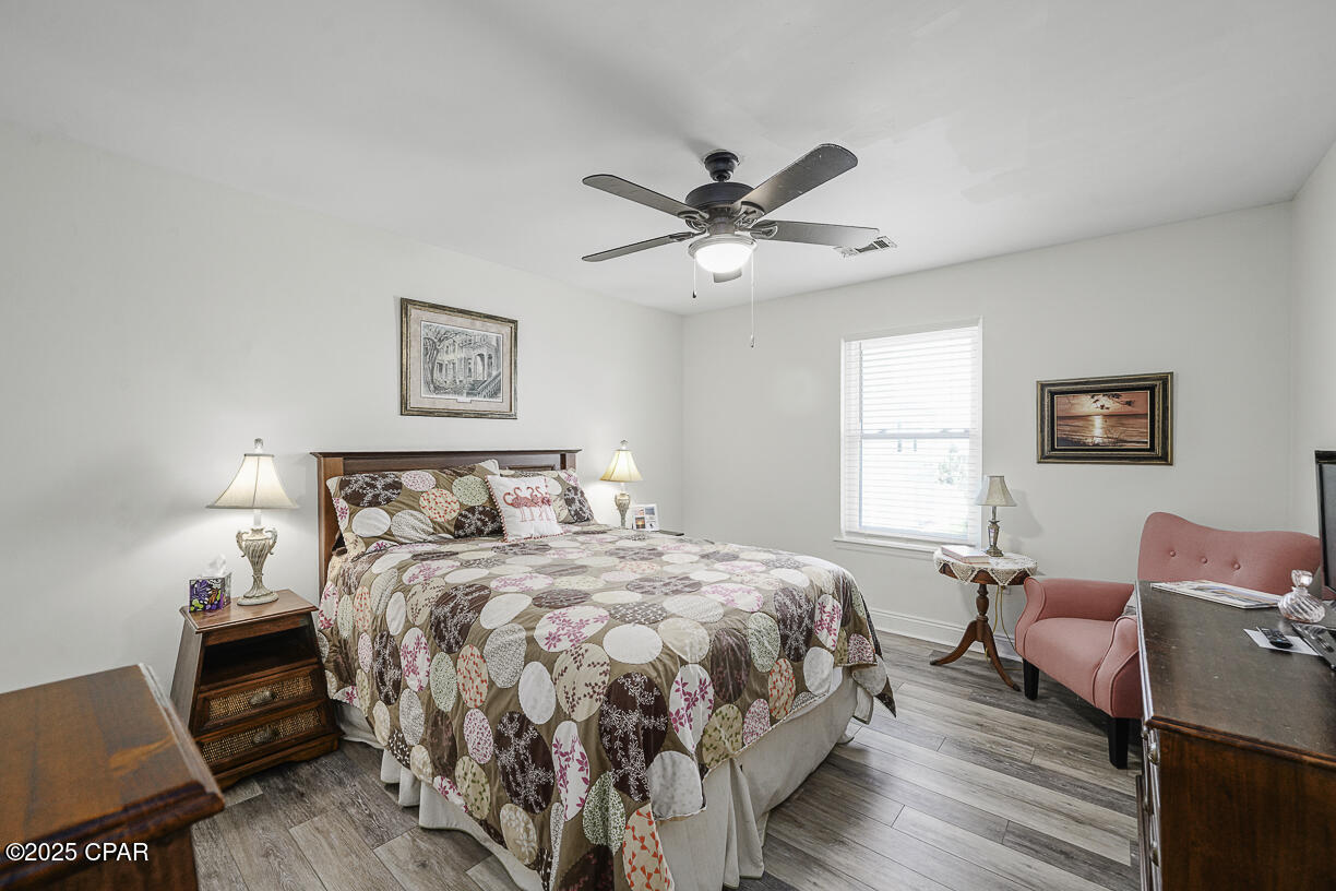 Image 21 For 201 Sea Pines Lane