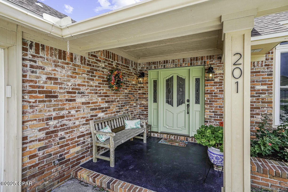 Image 22 For 201 Sea Pines Lane