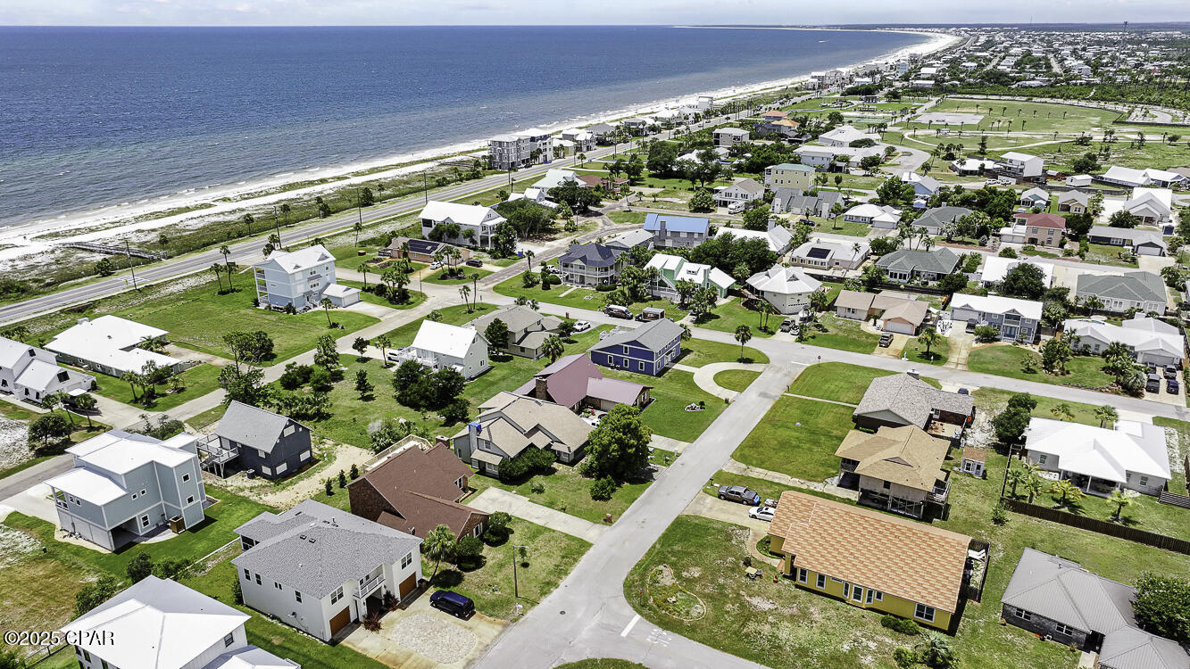 Image 32 For 201 Sea Pines Lane