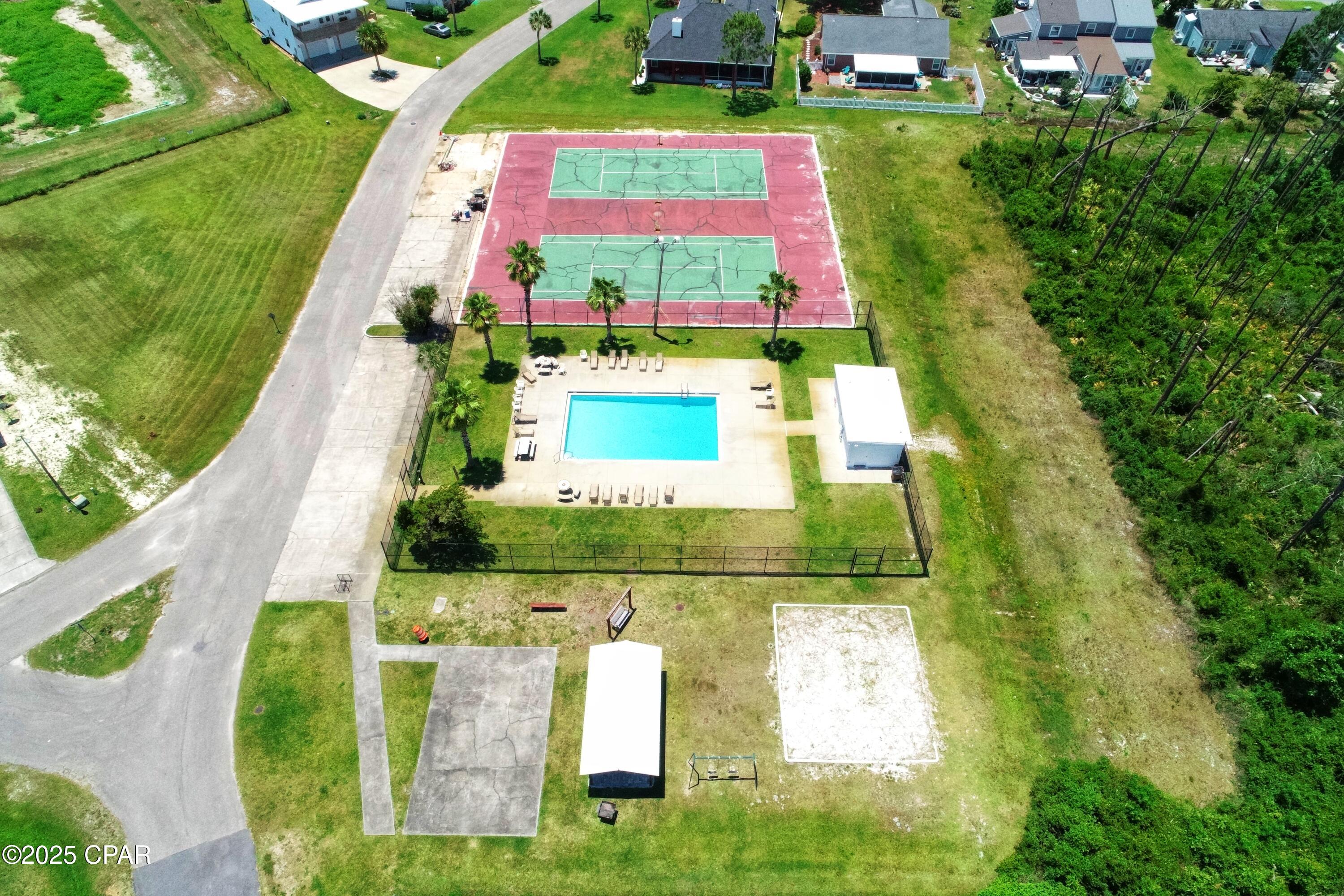 Image 35 For 201 Sea Pines Lane