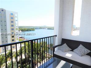 Porto Bellagio Condo
