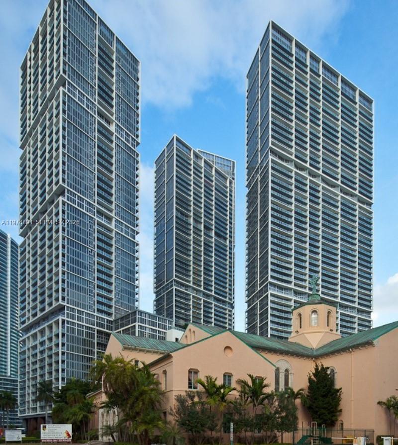 Icon Brickell No Two