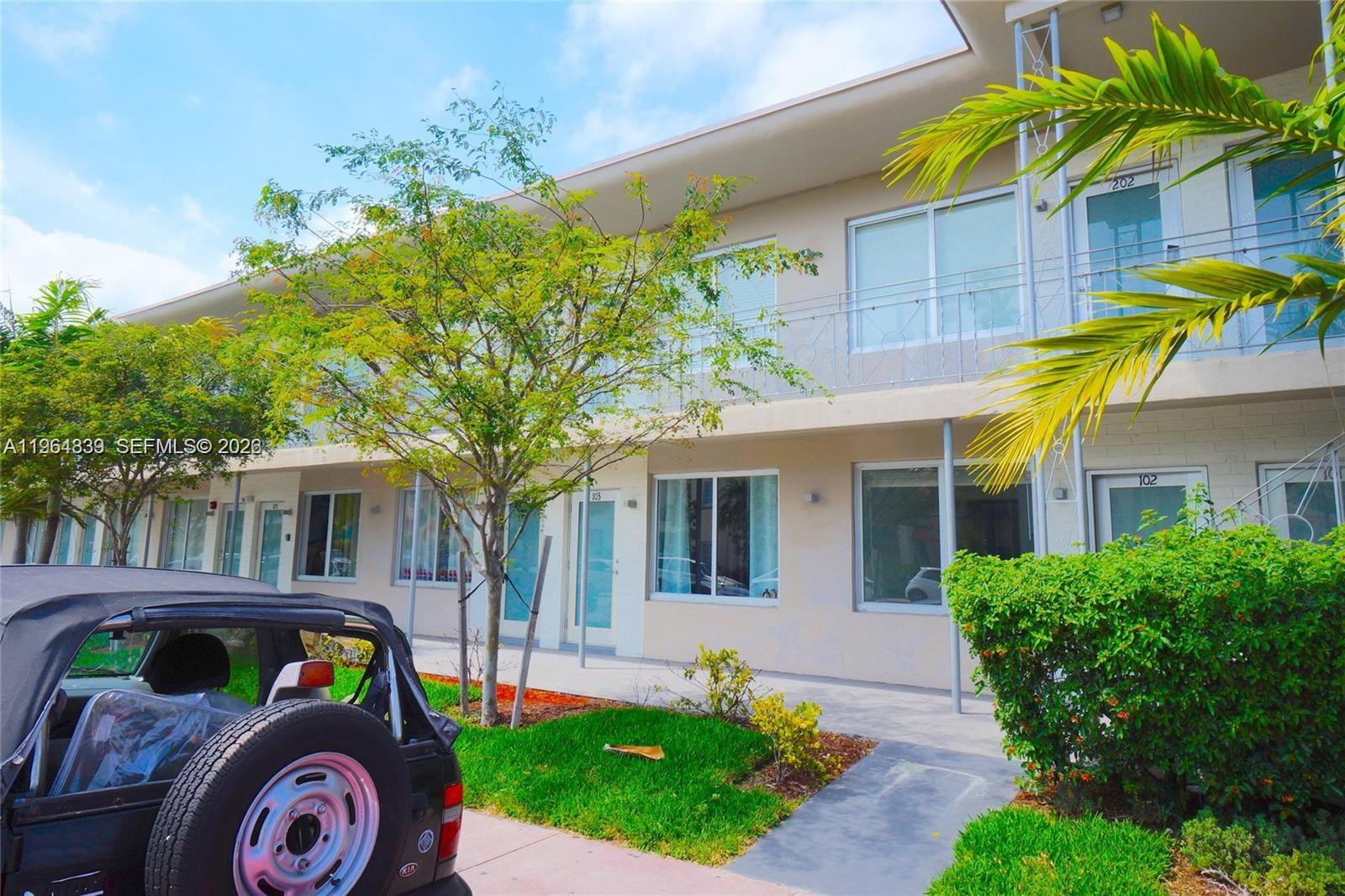 Elisa Condominium