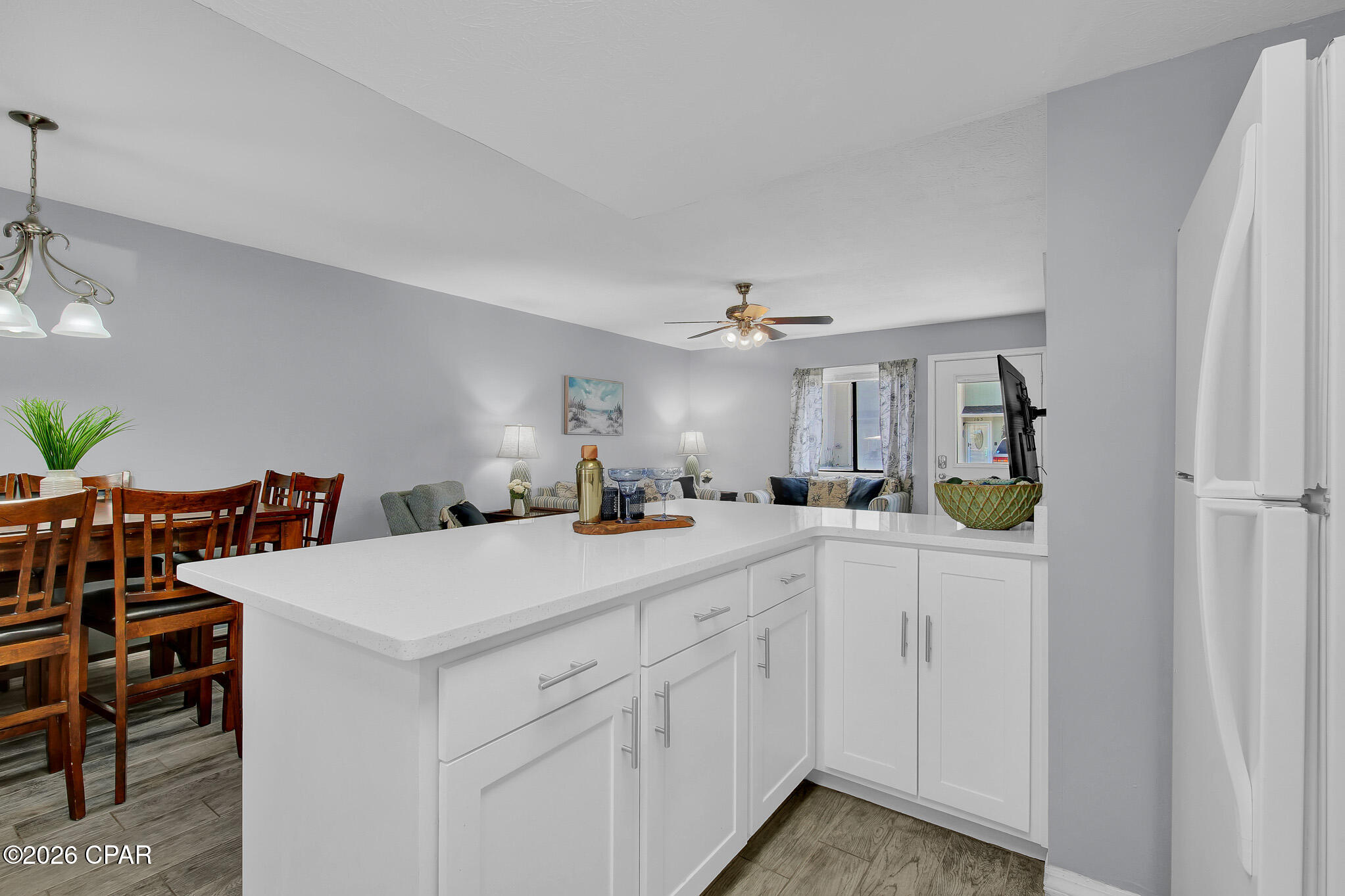 170 W Leslie Lane, Panama City Beach, FL 32407 thumbnail, photo 4 of 31