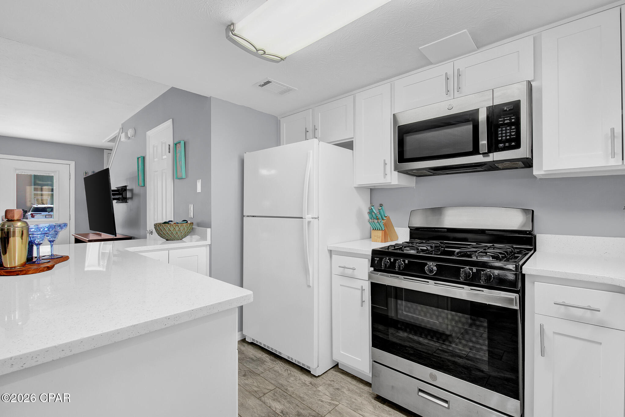 170 W Leslie Lane, Panama City Beach, FL 32407 thumbnail, photo 6 of 31