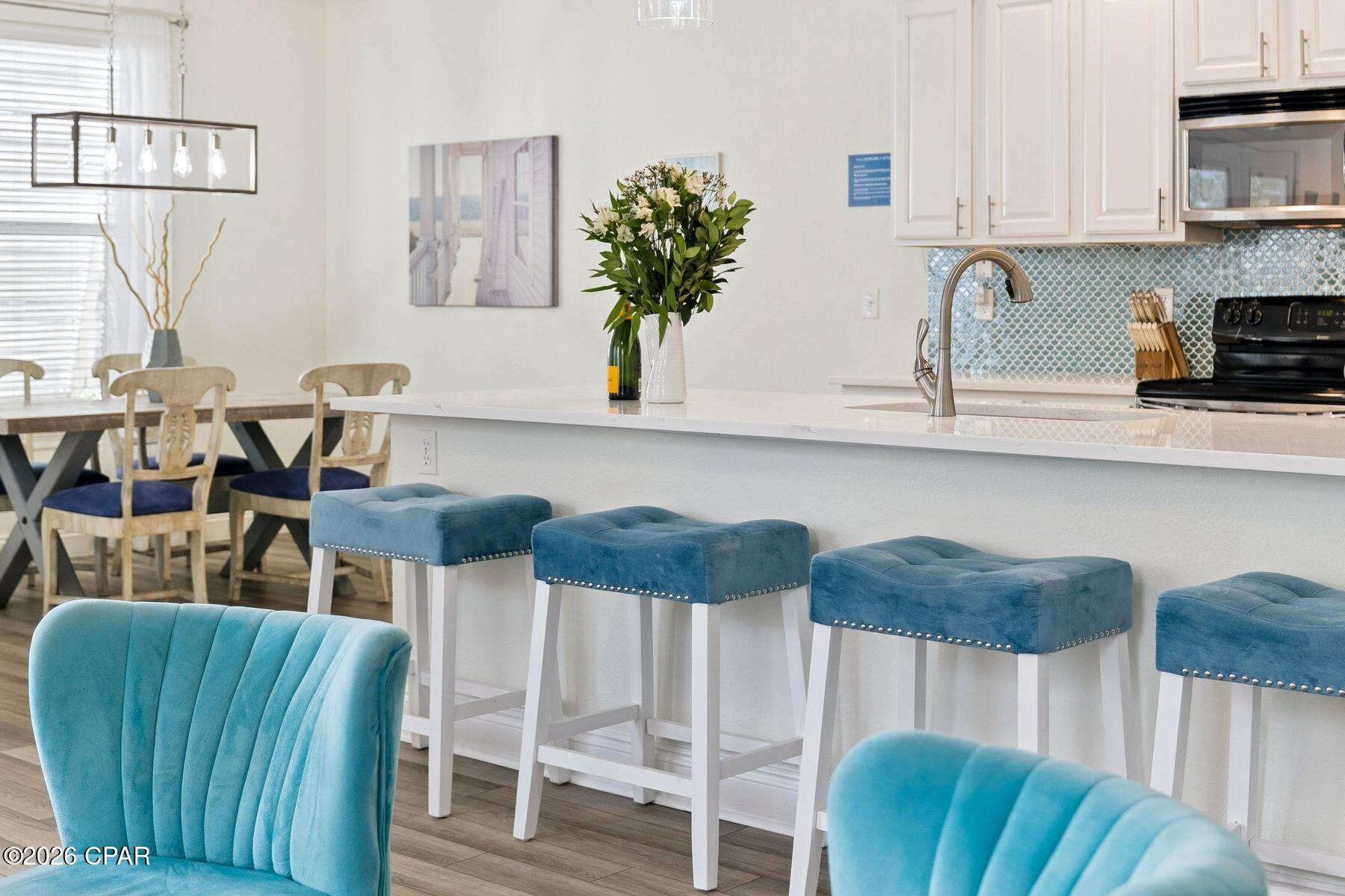 Image 4 For 4551 Village Way