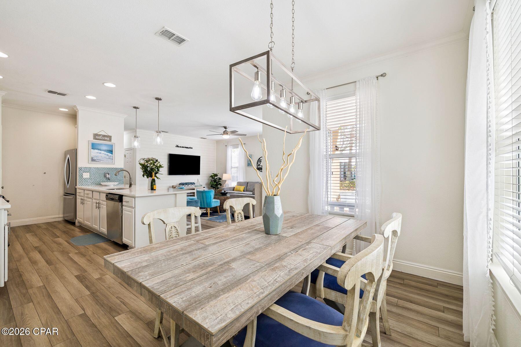 Image 9 For 4551 Village Way