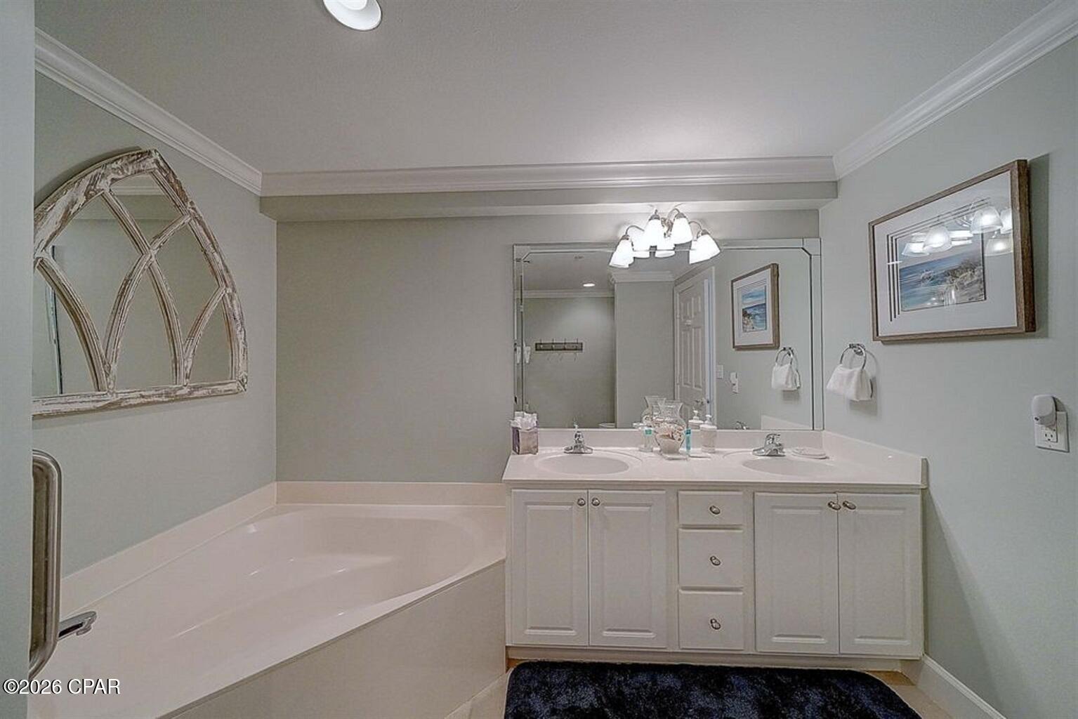 Image 16 For 14825 Front Beach Road 2011