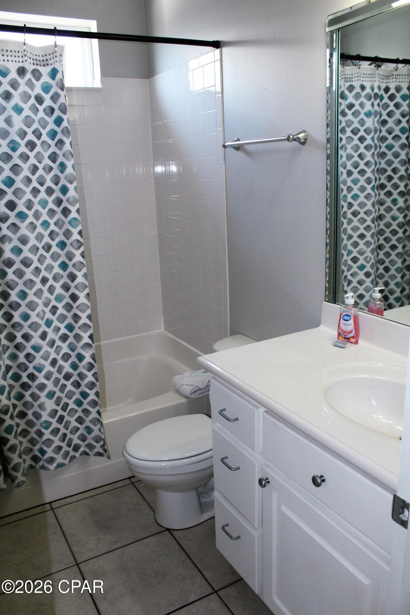 Image 18 For 22500 Front Beach Road