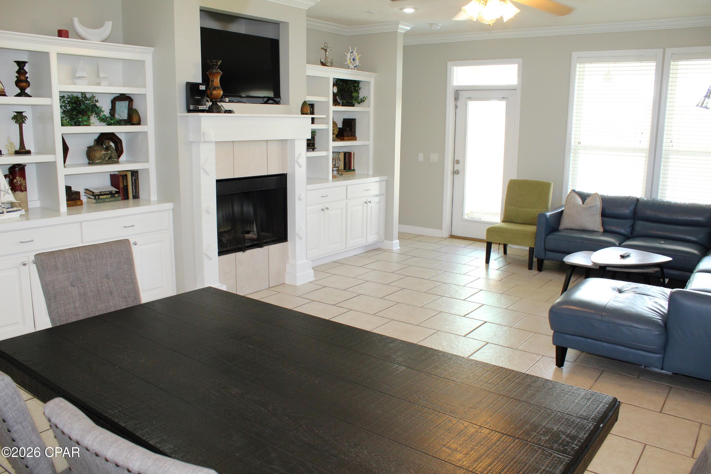 Image 4 For 22500 Front Beach Road