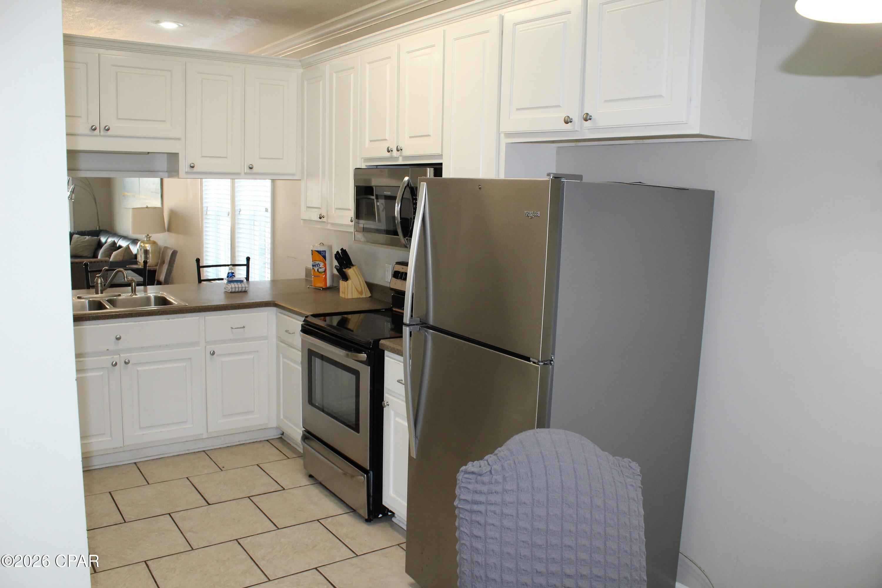 Image 9 For 22500 Front Beach Road