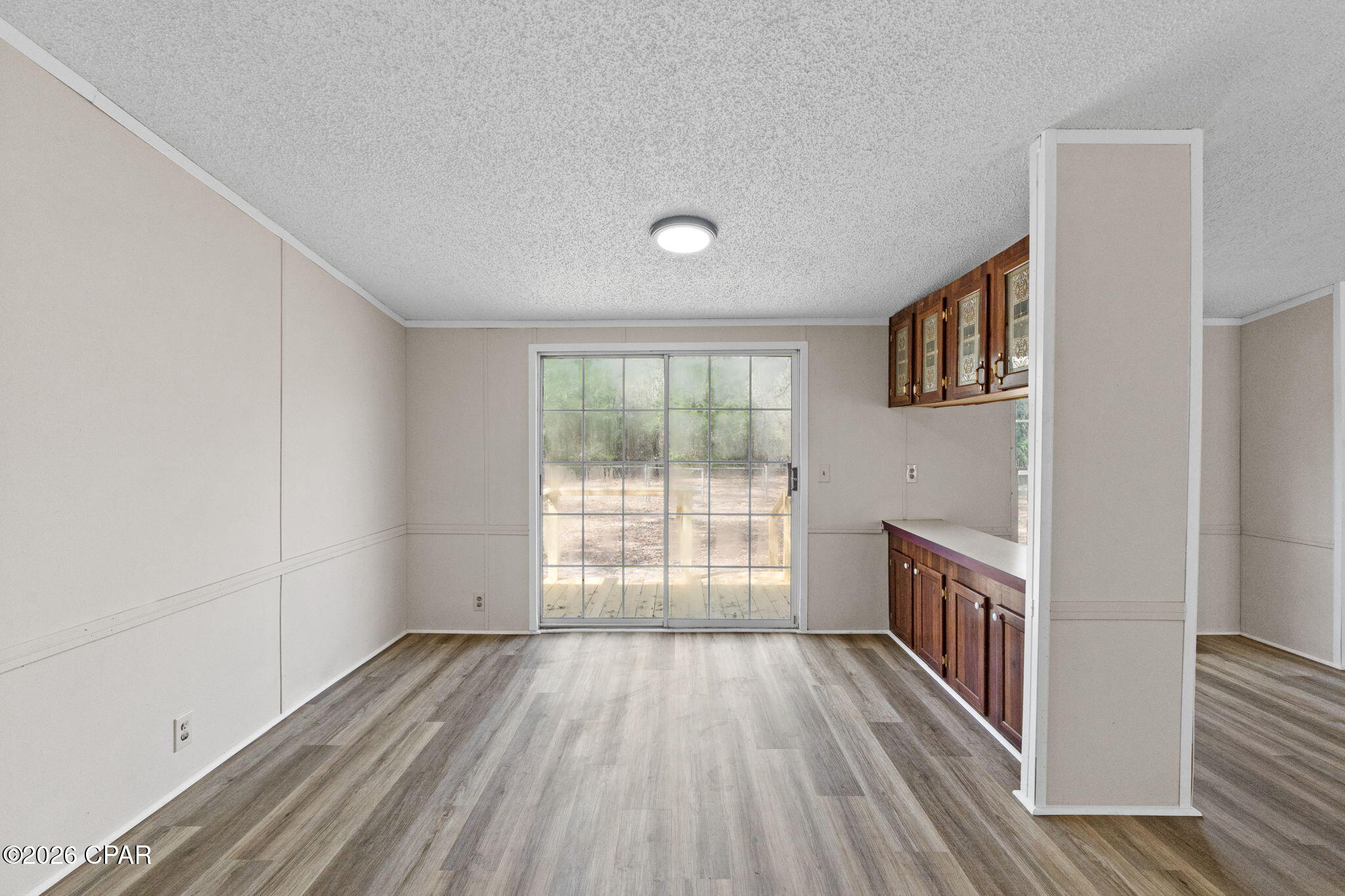 Listing photo id 13 for 4890 Logan Loop