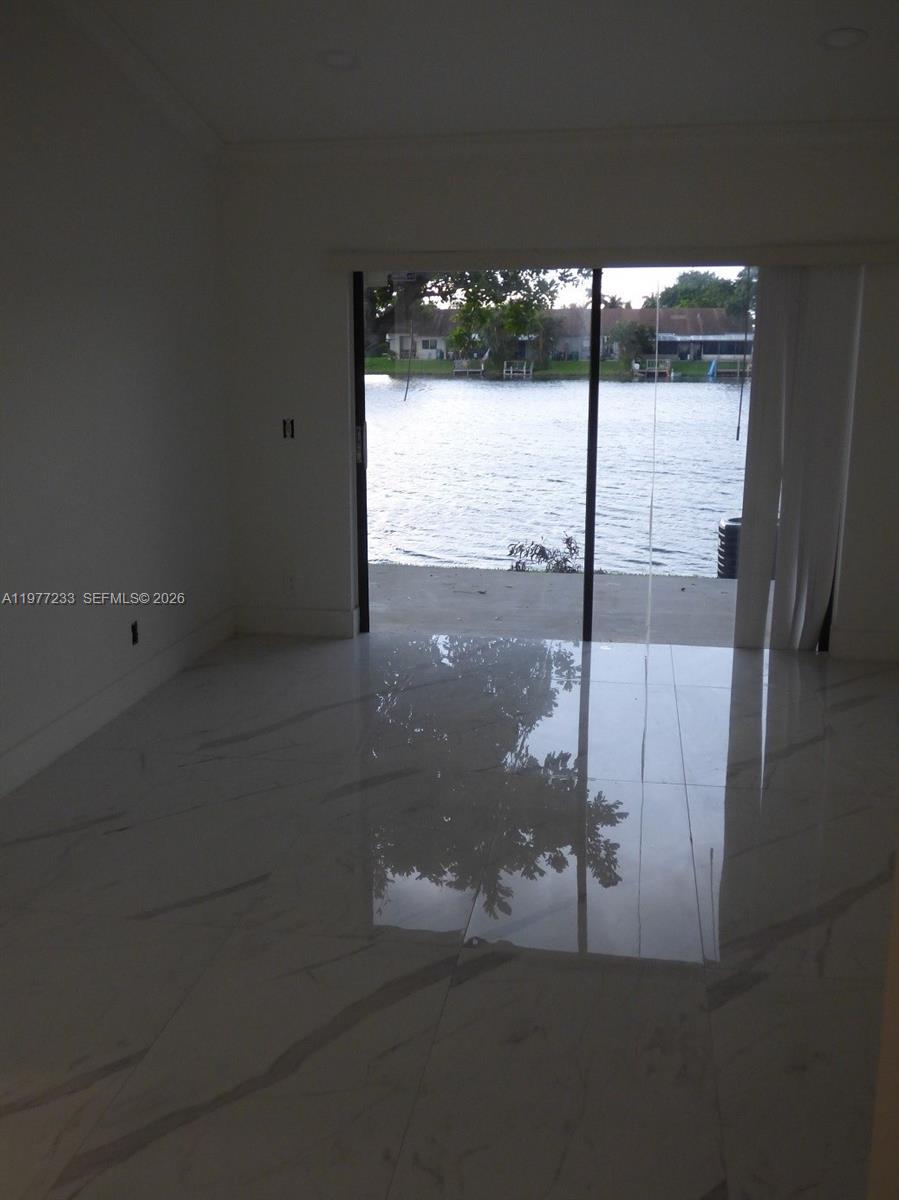 Additional living spaces at 5643 Park Rd - Condo in Dania Beach