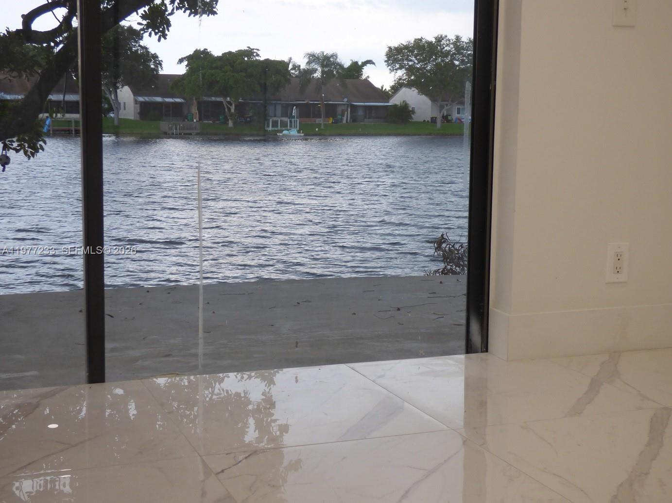 Bonus room and amenities at 5643 Park Rd - Condo in Dania Beach