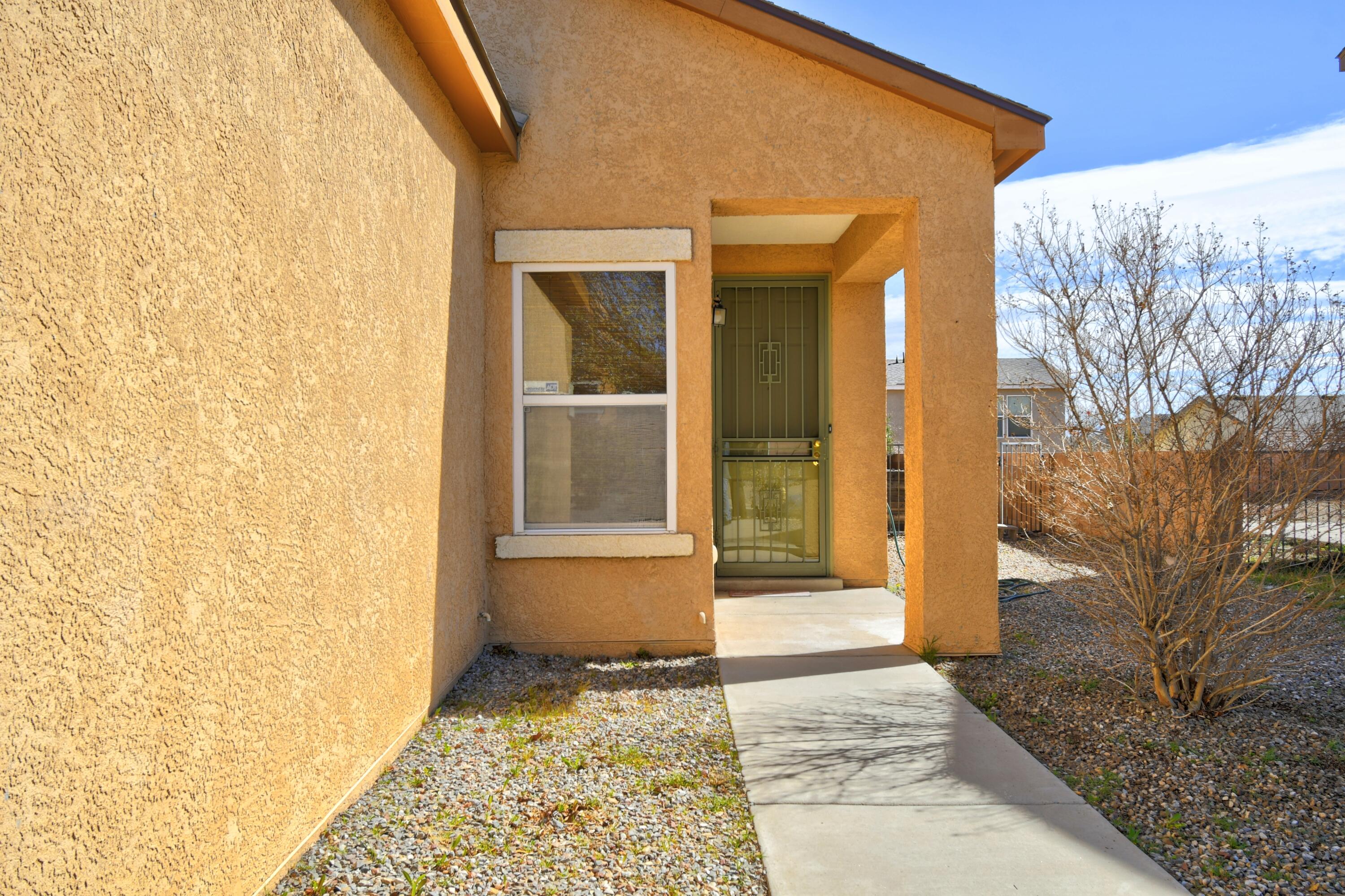 Homes for sale in Albuquerque, NM | 2916 Mckinnon Wy Sw, Albuquerque, NM 87121 | MLS# 1099297