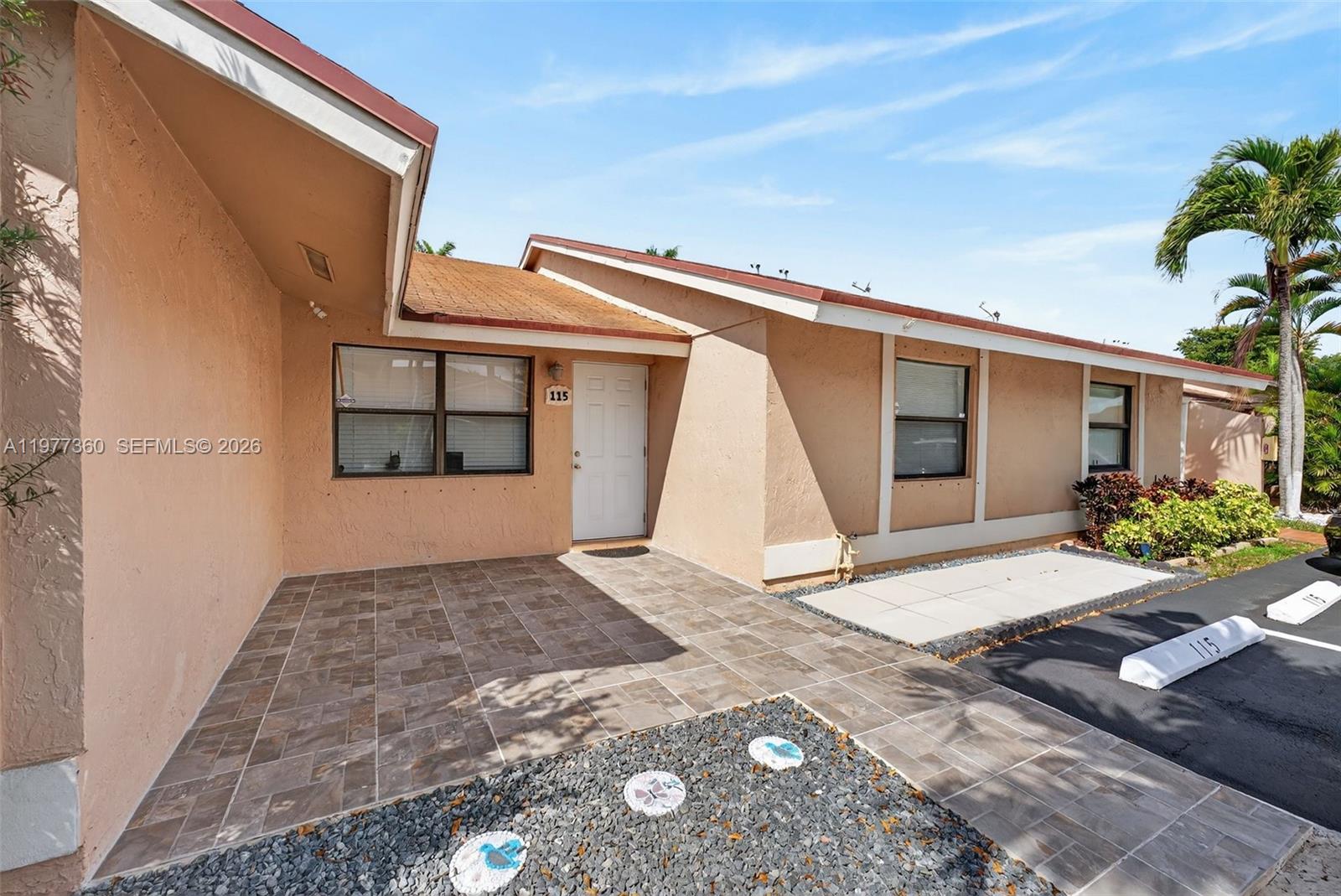 Kendalaire Villas Condo