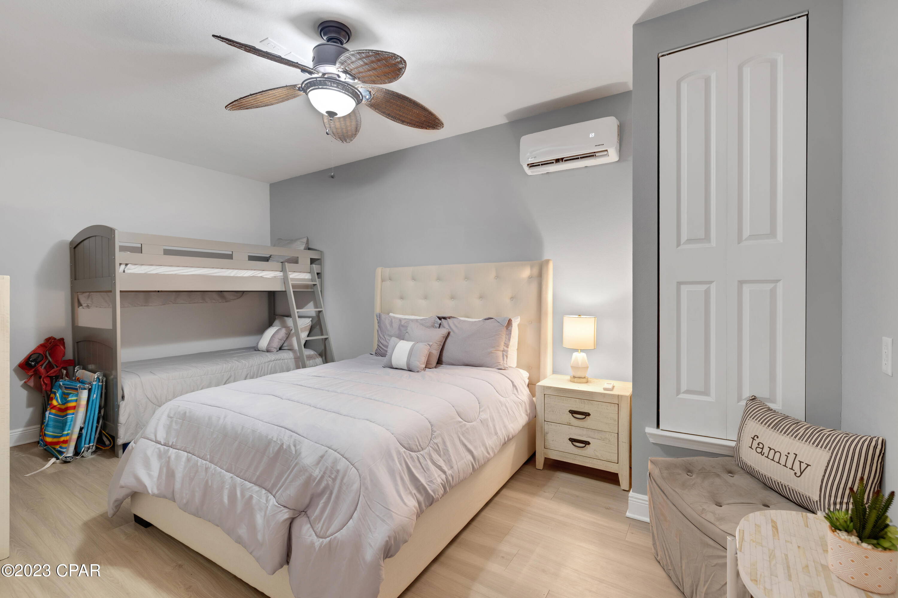 Image 5 For 1877 Pointe Drive