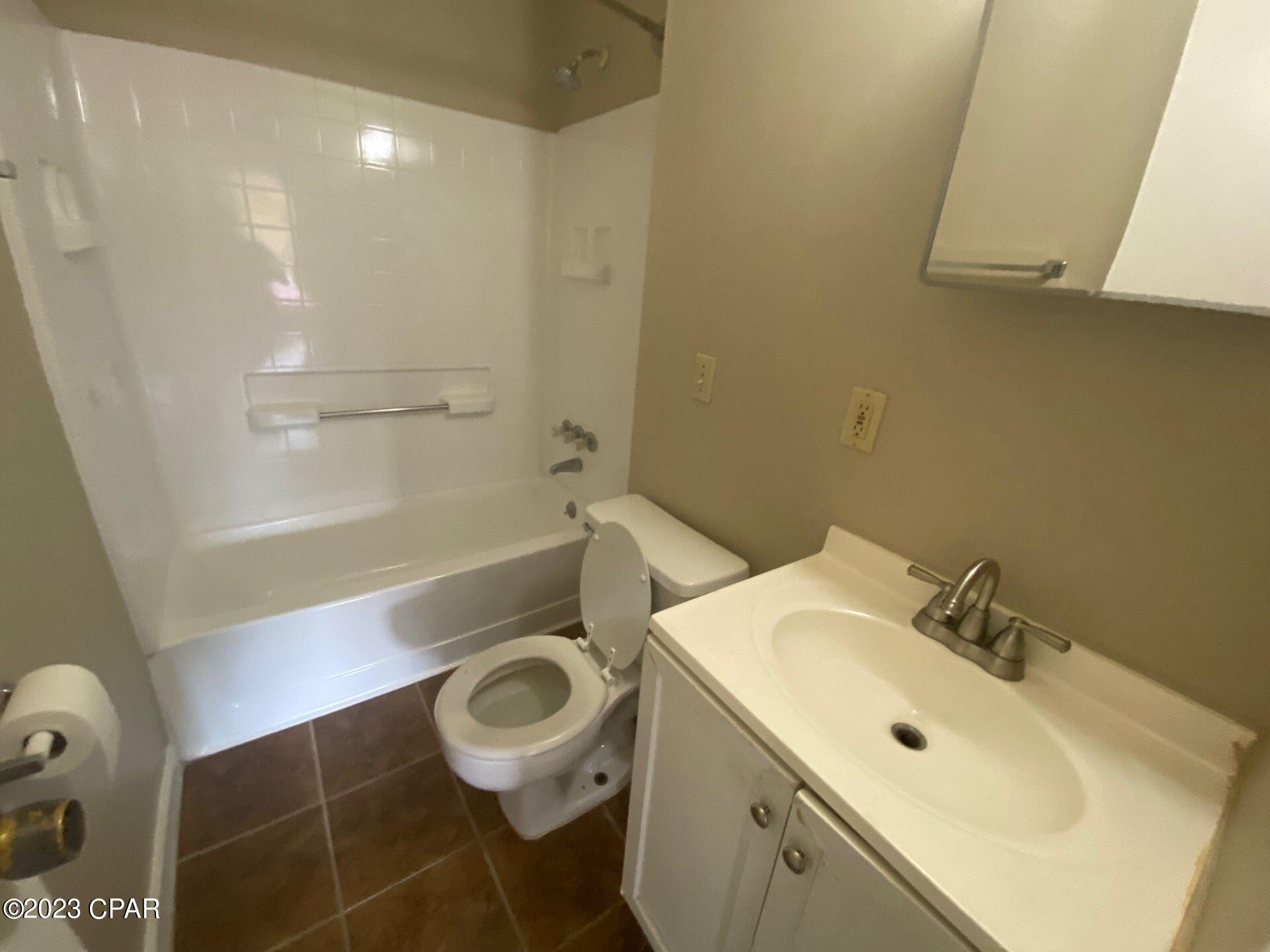 Image 8 For 619 13th Street