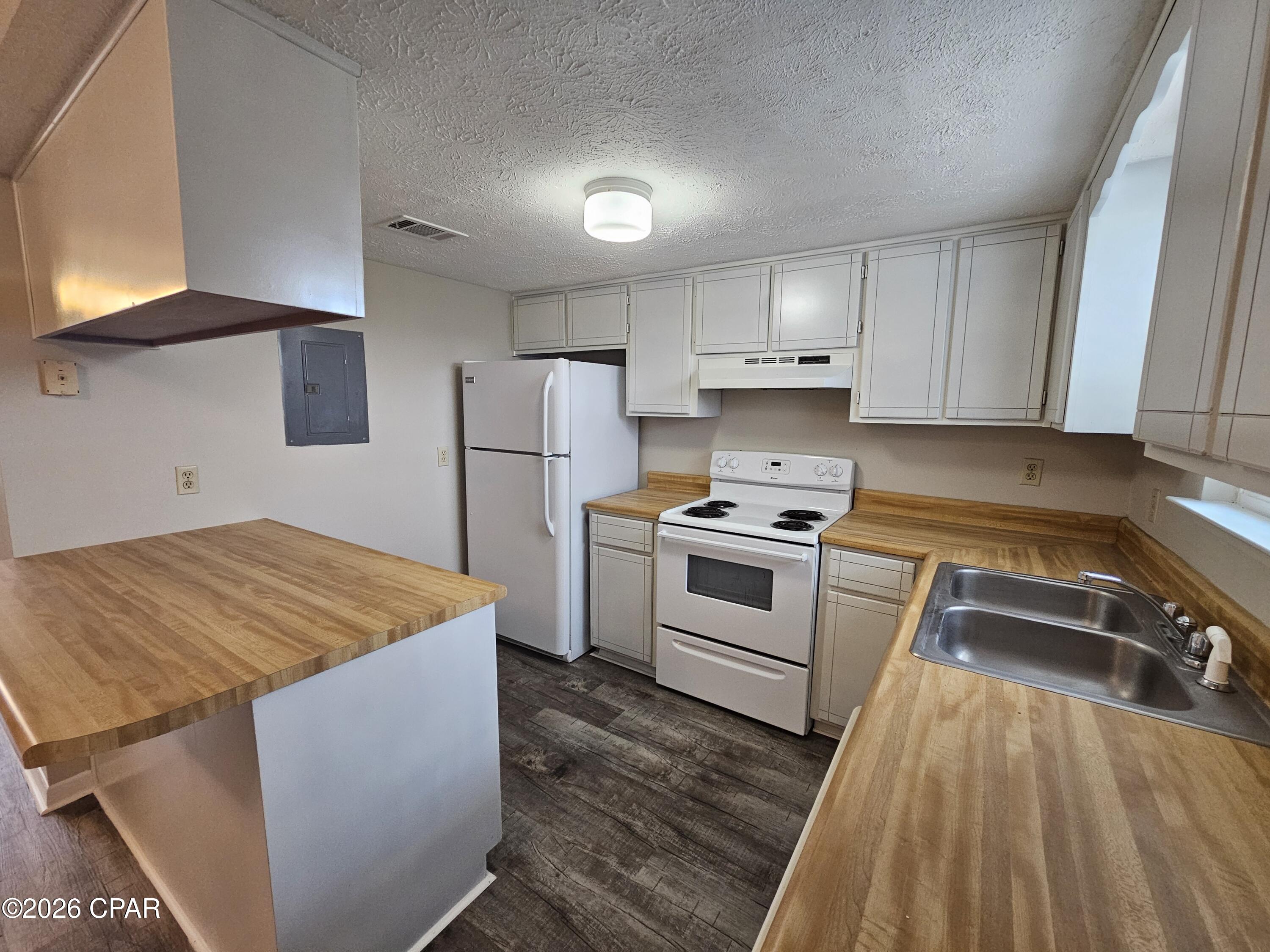 Image 4 For 6401 Lenawee Street