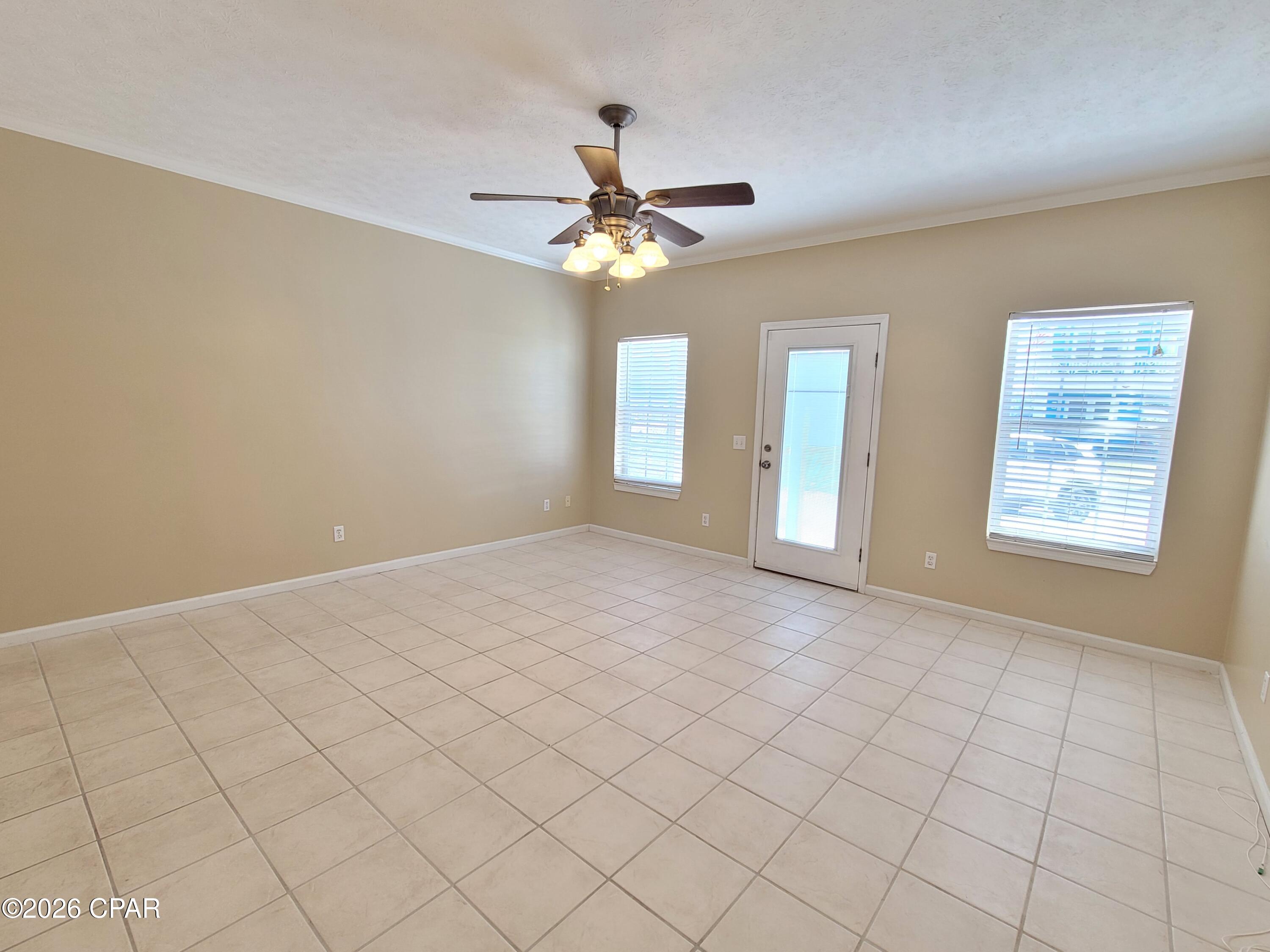 Image 4 For 4008 Crescent Drive