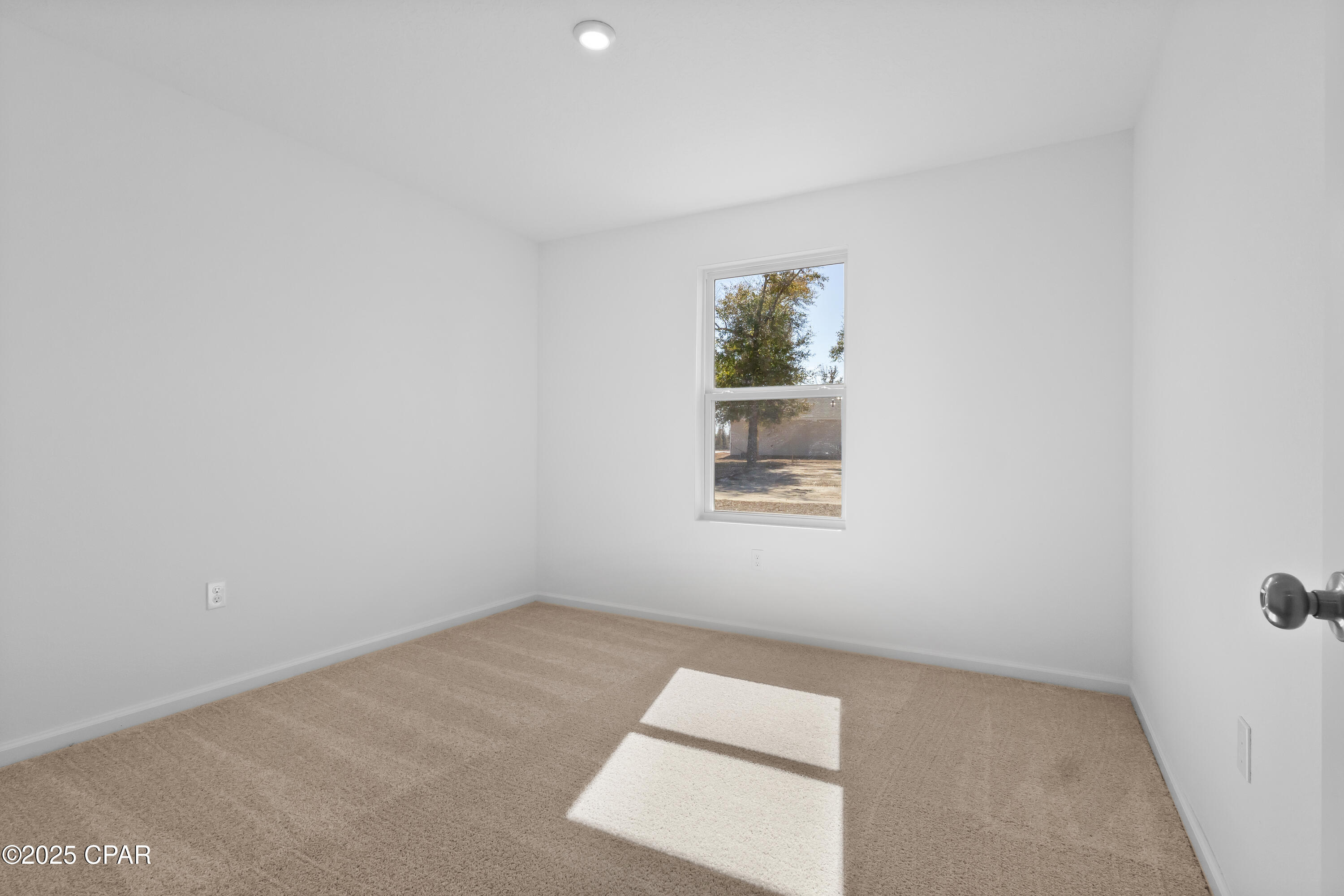 Image 0 For 8201 Grebe Street