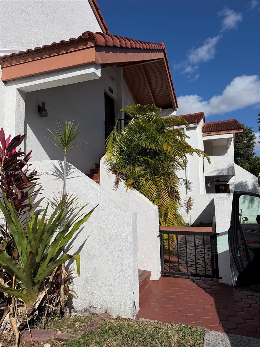 Highlands At Kendall Lks