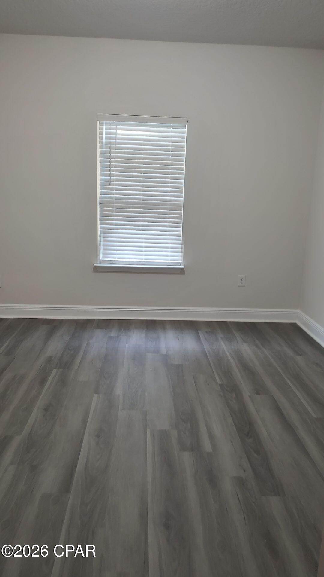 Image 11 For 326 Emerald Cove Street