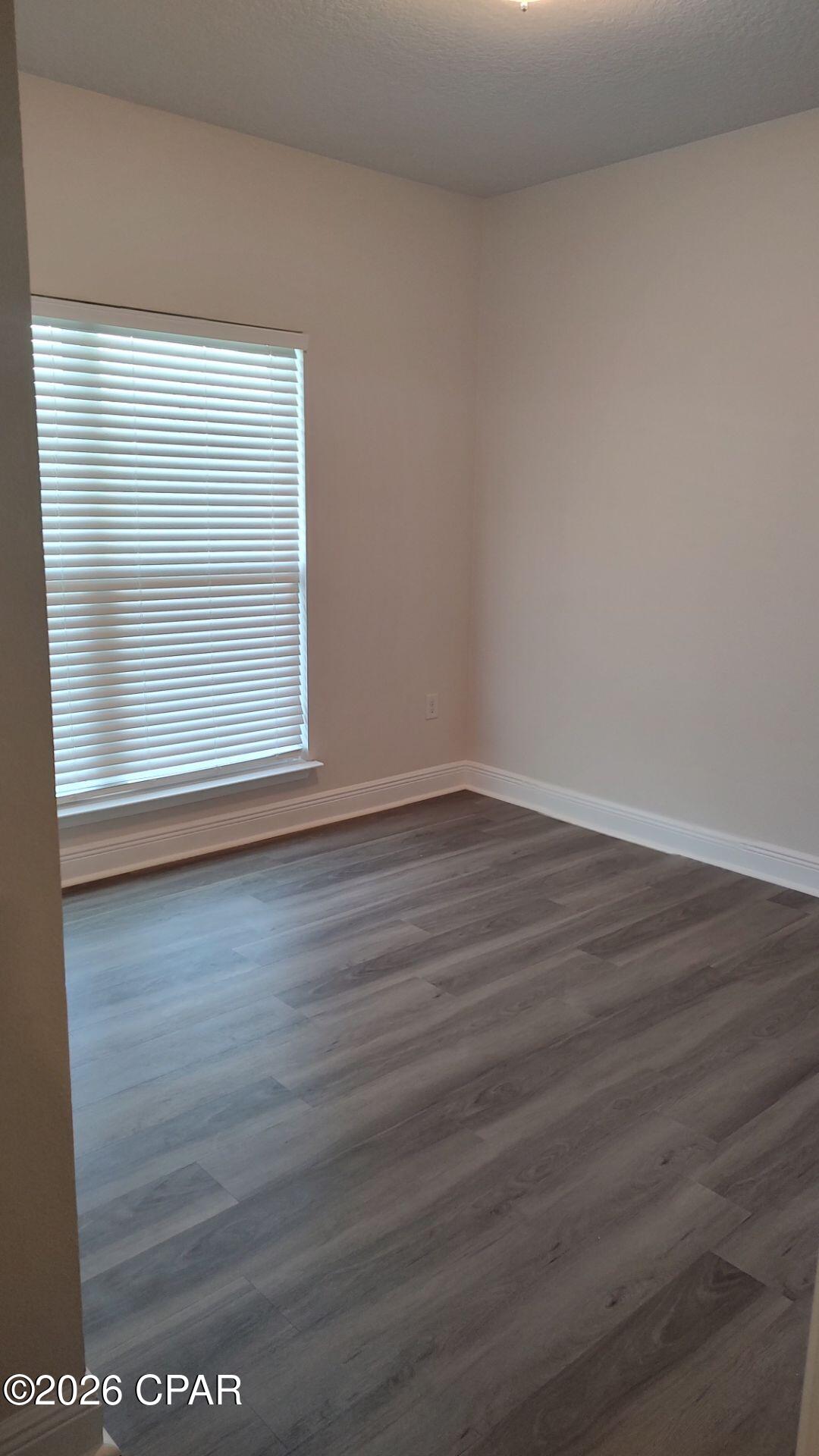 Image 6 For 326 Emerald Cove Street