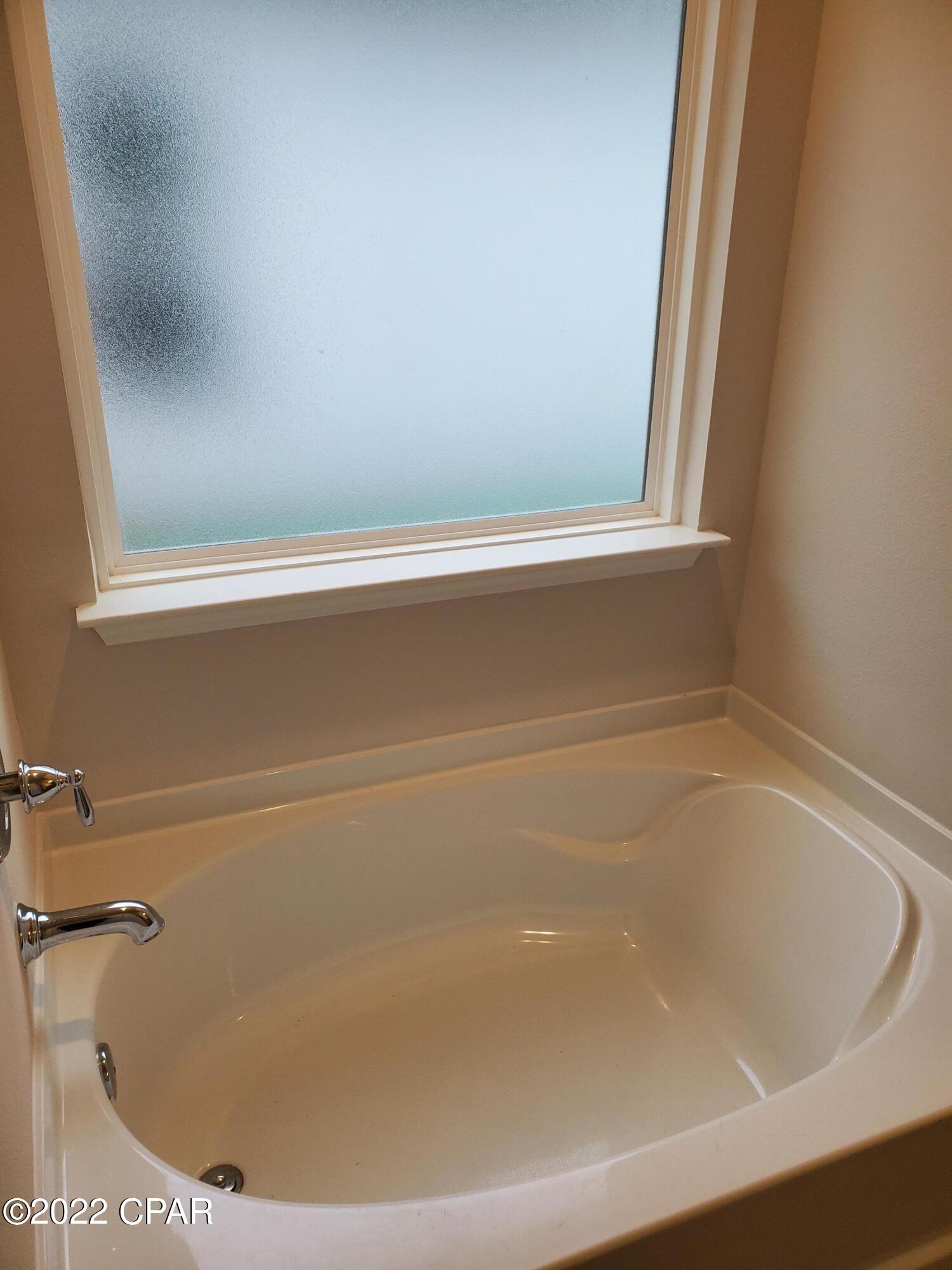 Image 8 For 326 Emerald Cove Street