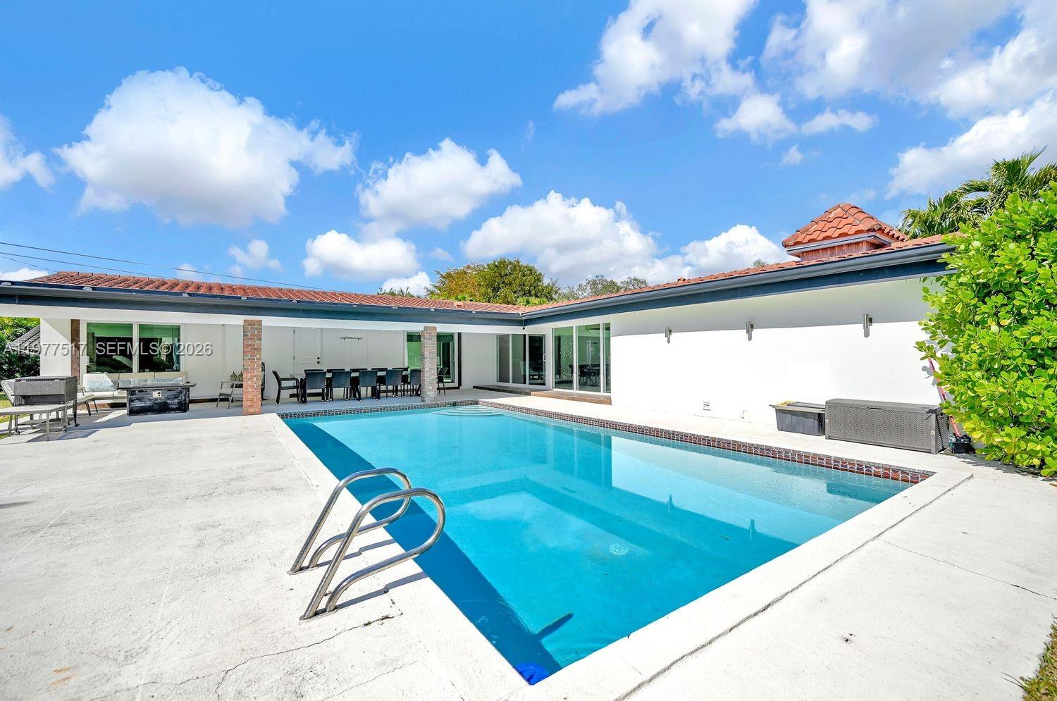 Estelle Lawrence Homes