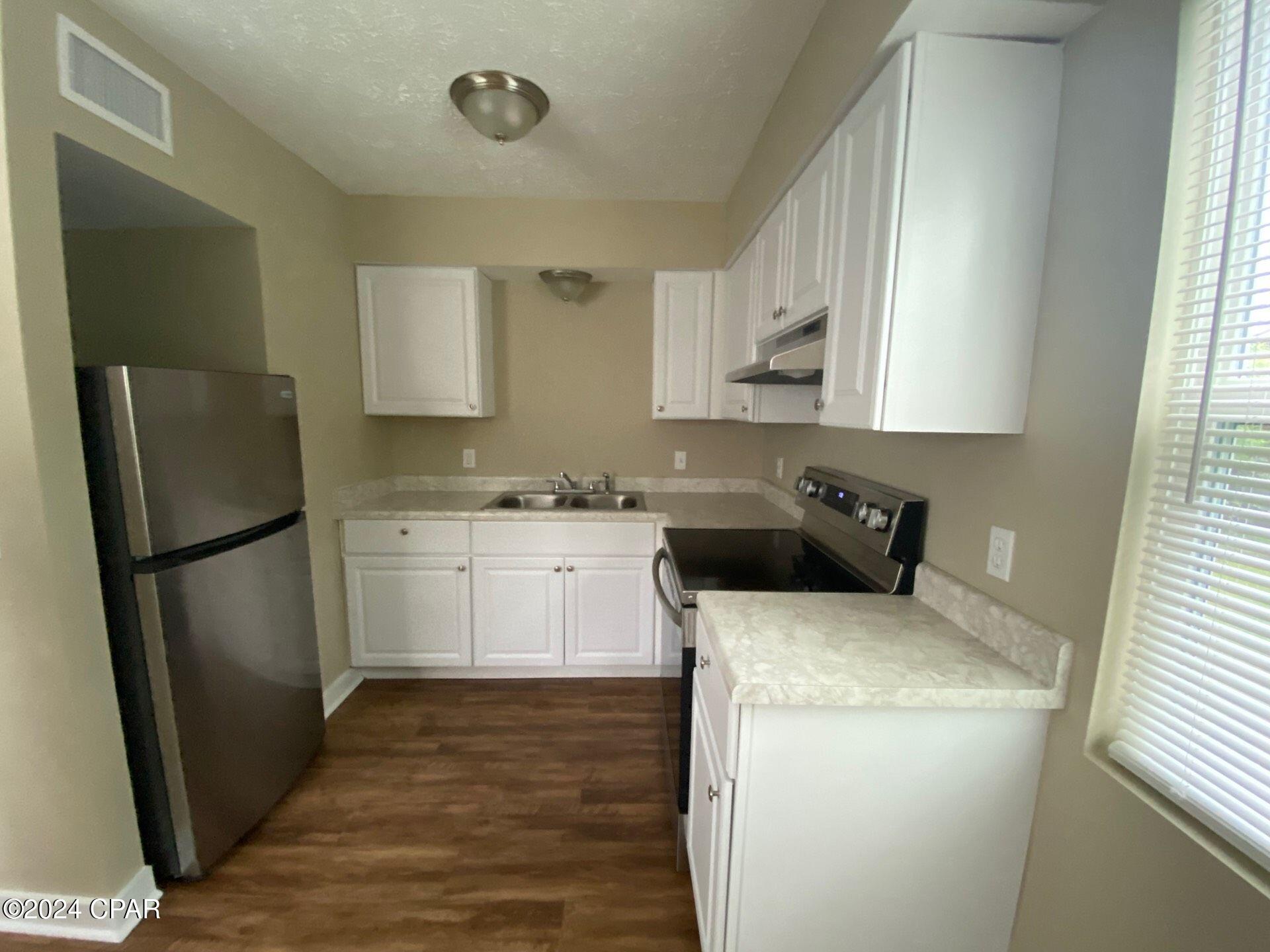 Image 6 For 6415 Winona Street B