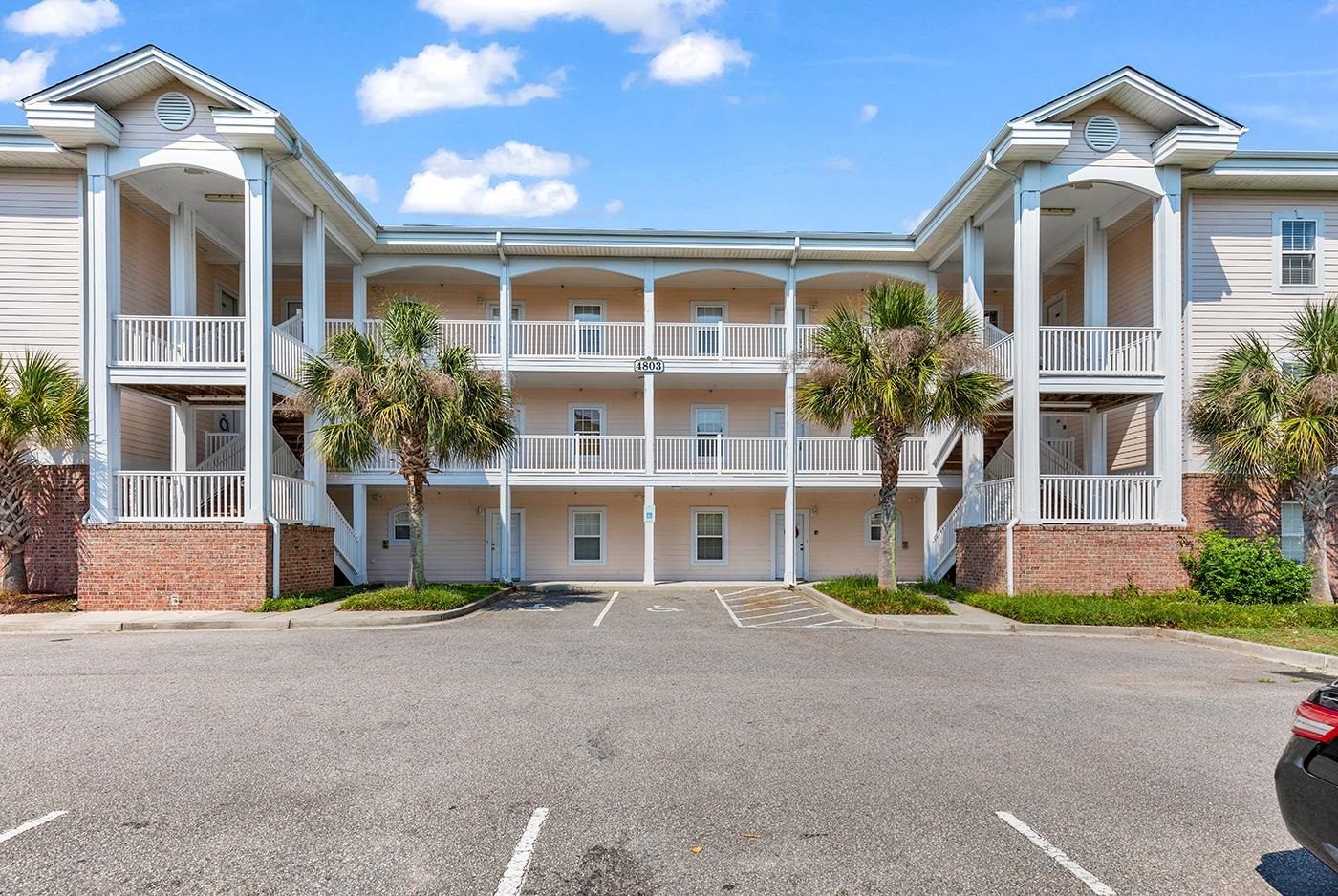 4803 Bovardia Pl. UNIT #204 Myrtle Beach, SC 29577