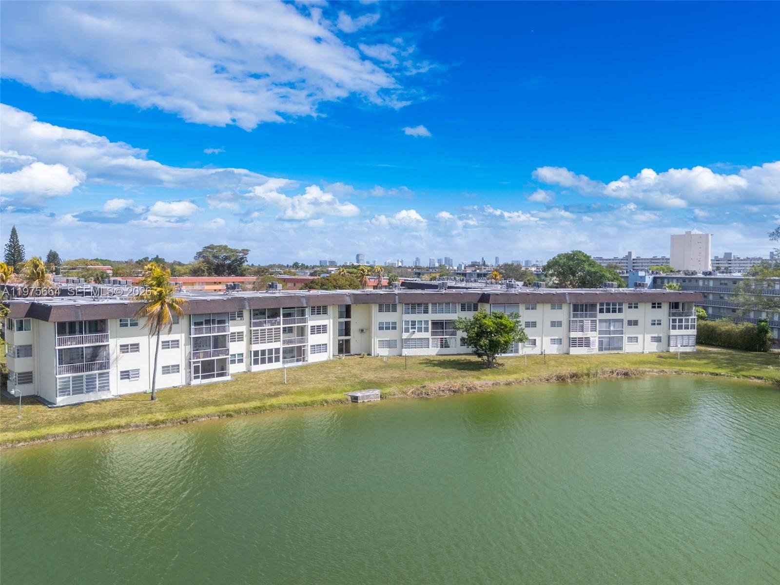 Third Horizons Condo