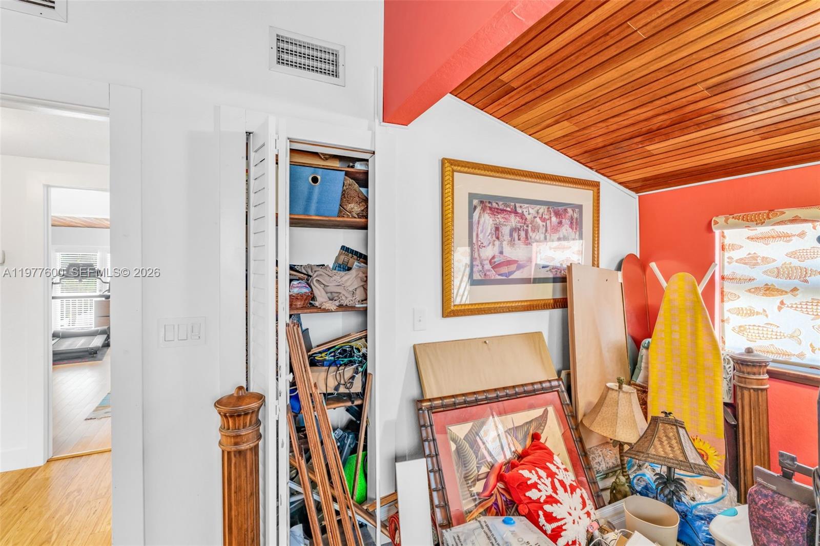 Well-appointed guest bedroom at 894 Ellen Dr - Luxury Home in Key Largo
