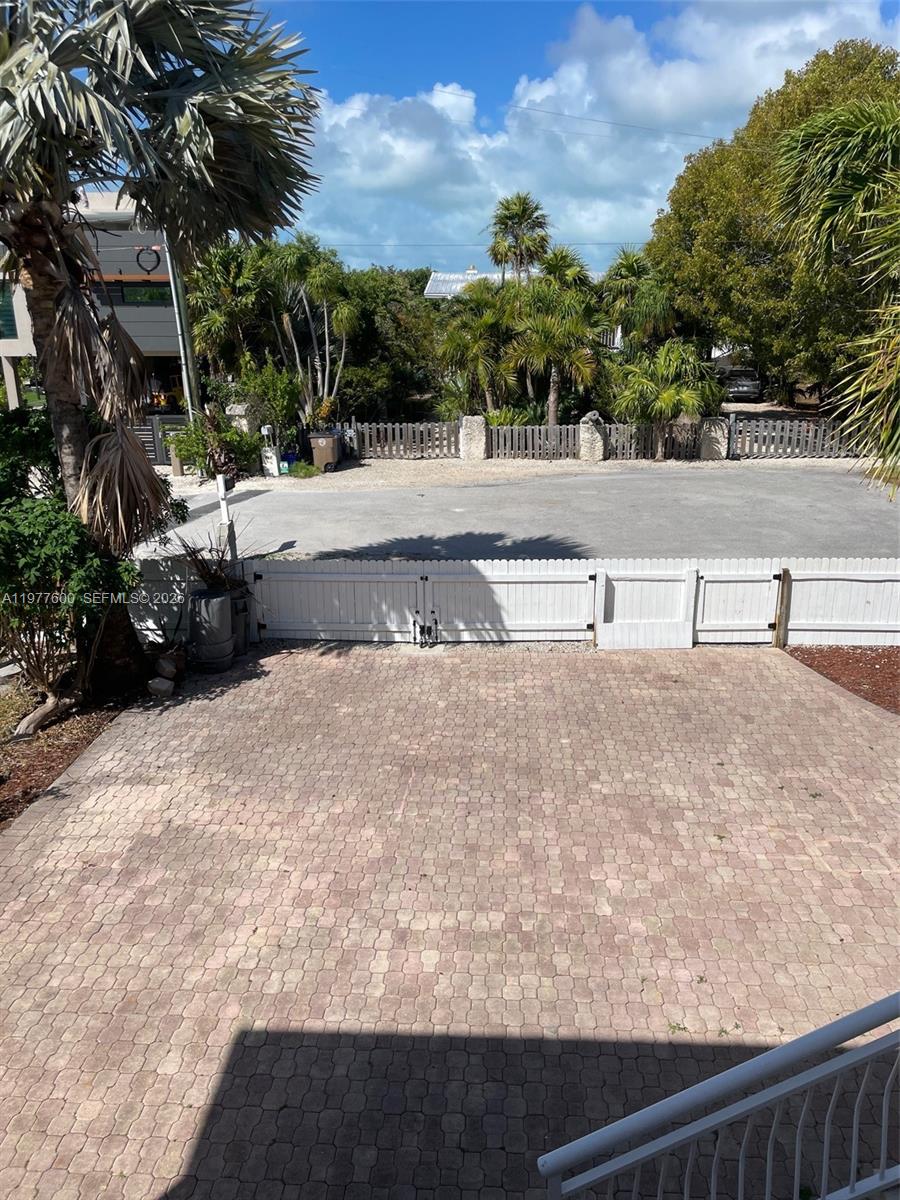Bonus room and amenities at 894 Ellen Dr - Luxury Home in Key Largo